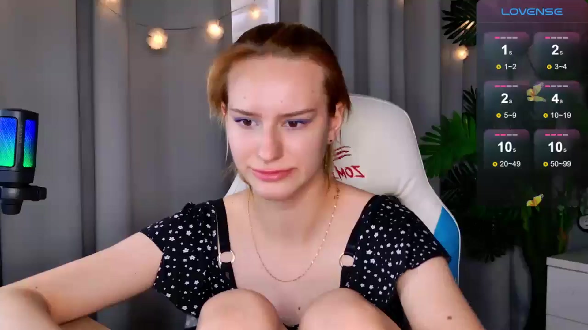 Gallery image thumbnail from RamonaK's myfreecams stream on, 09/14/2024, 10:33 image 5 of 20
