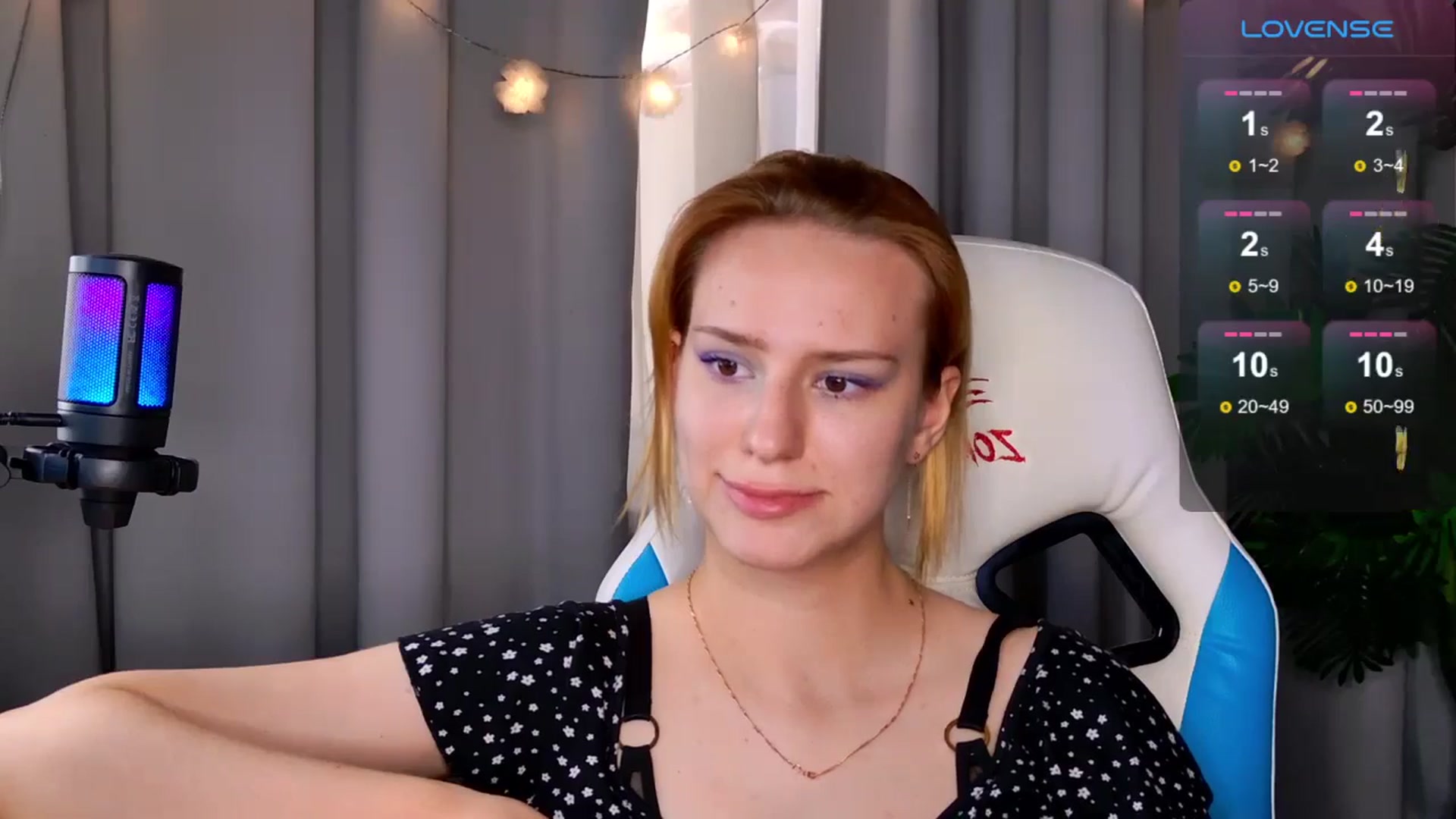 Gallery image thumbnail from RamonaK's myfreecams stream on, 09/14/2024, 12:18 image 8 of 20