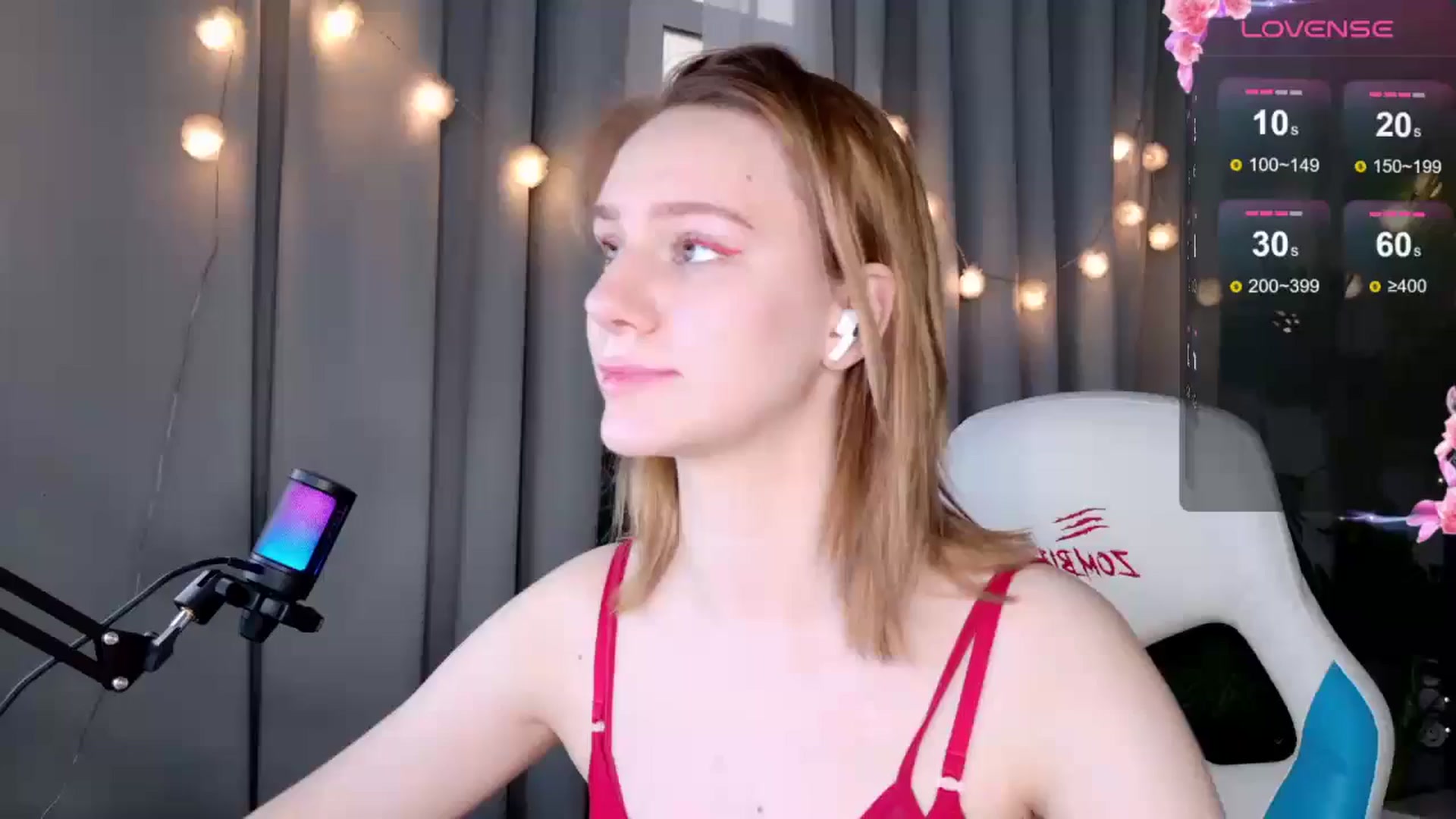 Gallery image thumbnail from RamonaK's myfreecams stream on, 12/25/2024, 11:53 image 12 of 20
