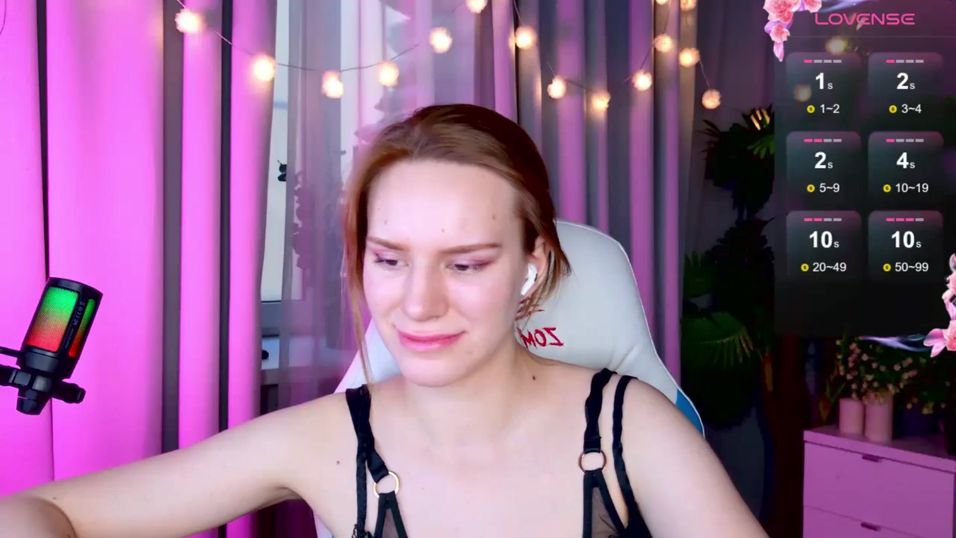 Gallery image thumbnail from RamonaK's myfreecams stream on, 12/31/2024, 12:18 image 5 of 20