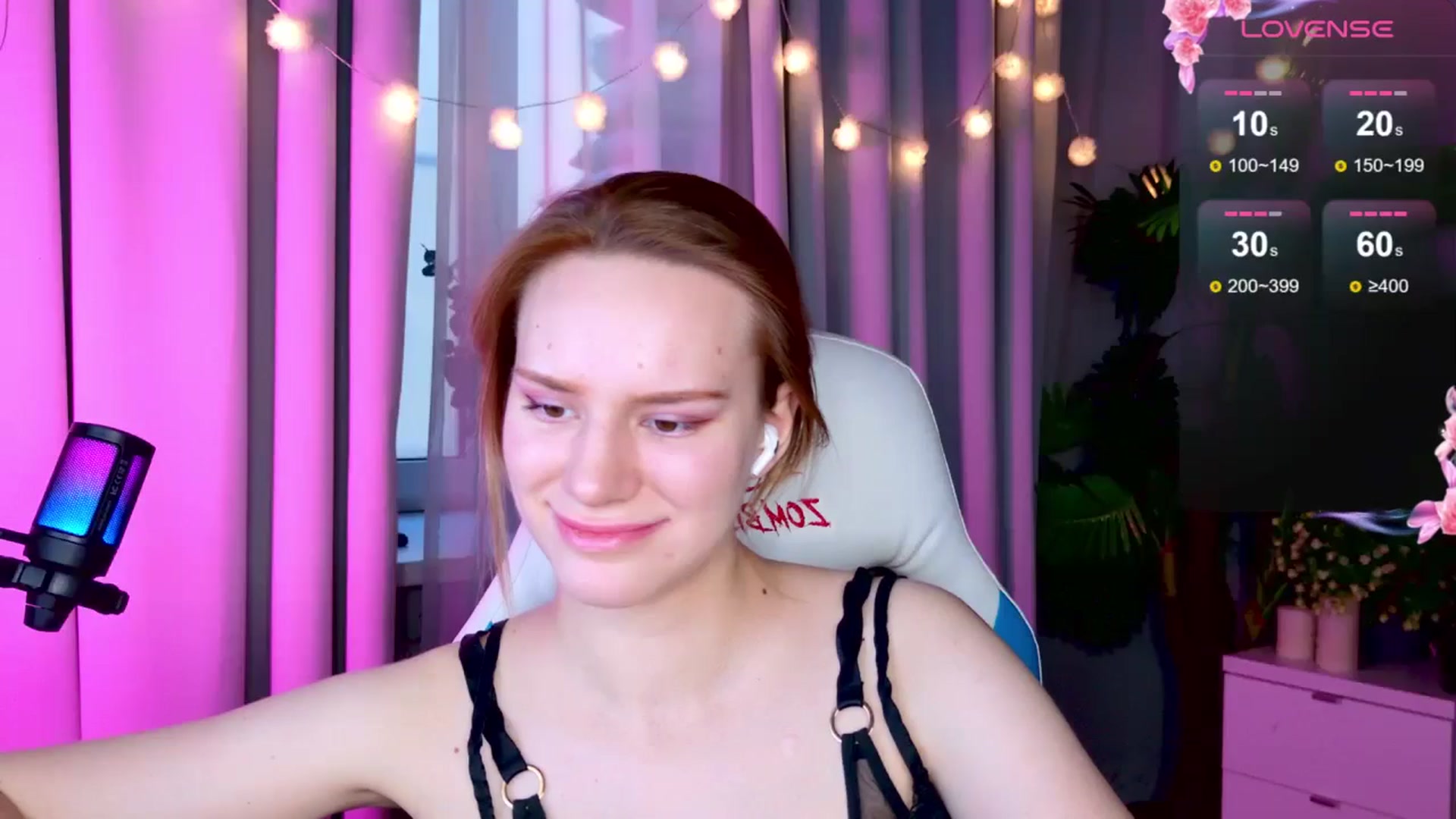 Gallery image thumbnail from RamonaK's myfreecams stream on, 12/31/2024, 12:18 image 6 of 20