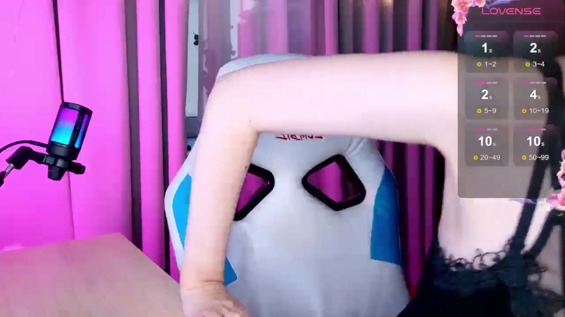 Gallery image thumbnail from RamonaK's myfreecams stream on, 12/31/2024, 12:18 image 20 of 20