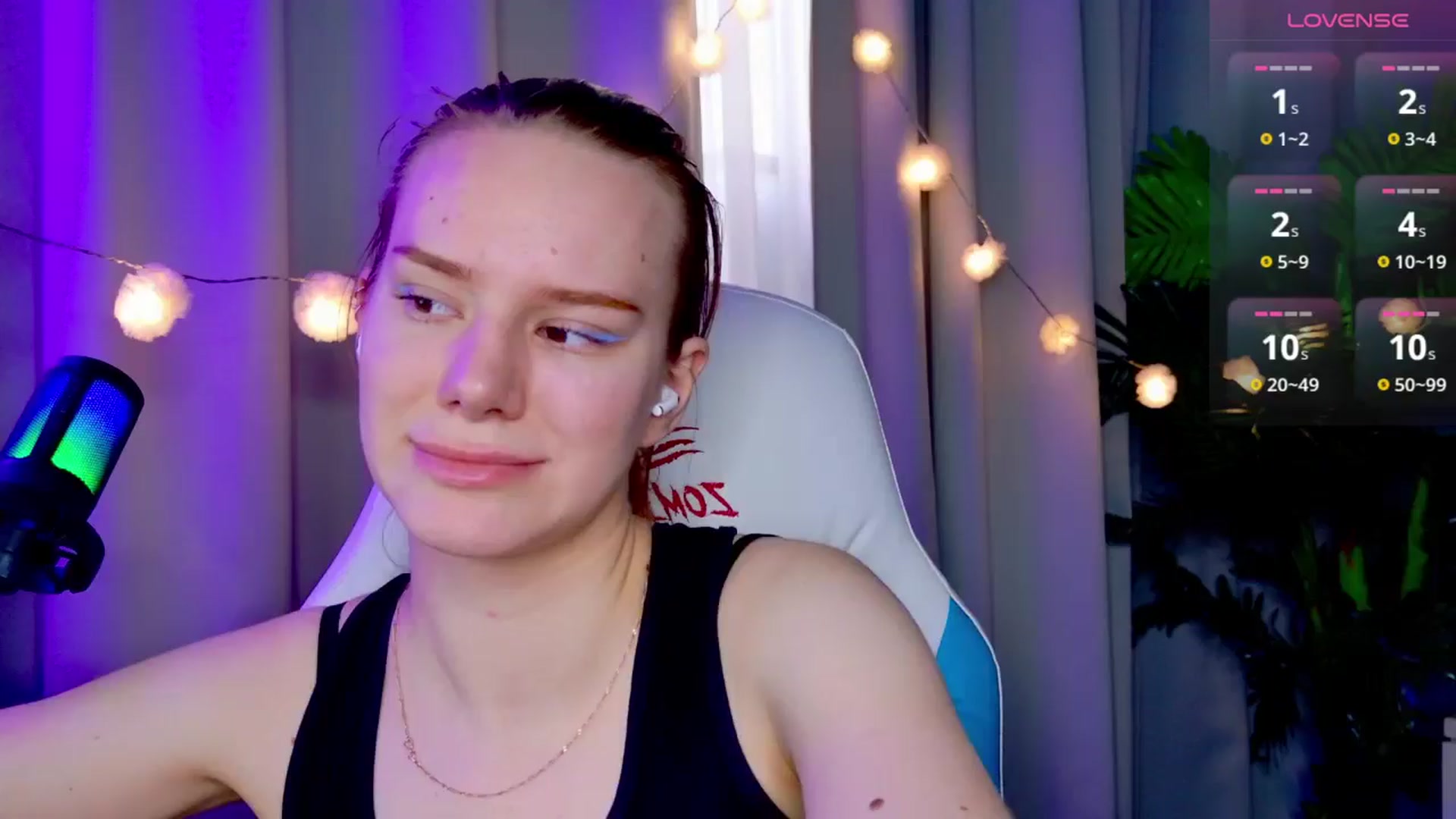 Gallery image thumbnail from RamonaK's myfreecams stream on, 04/21/2025, 10:09 image 20 of 20