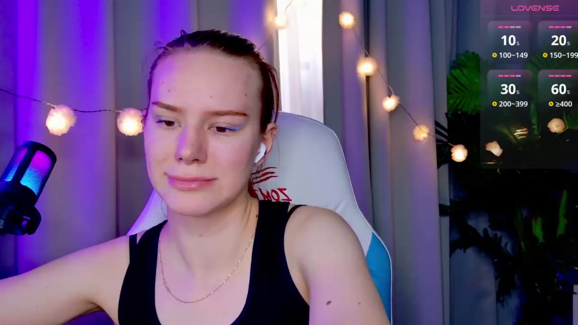 Gallery image thumbnail from RamonaK's myfreecams stream on, 04/21/2025, 10:09 image 11 of 20