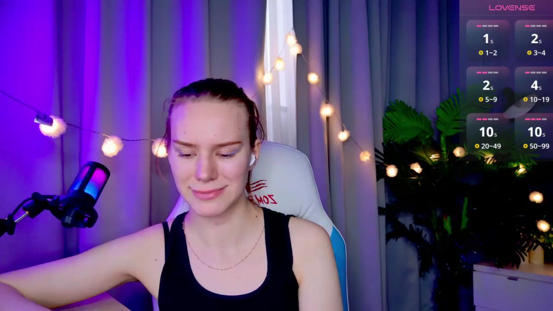 Gallery image thumbnail from RamonaK's myfreecams stream on, 04/21/2025, 12:50 image 3 of 20