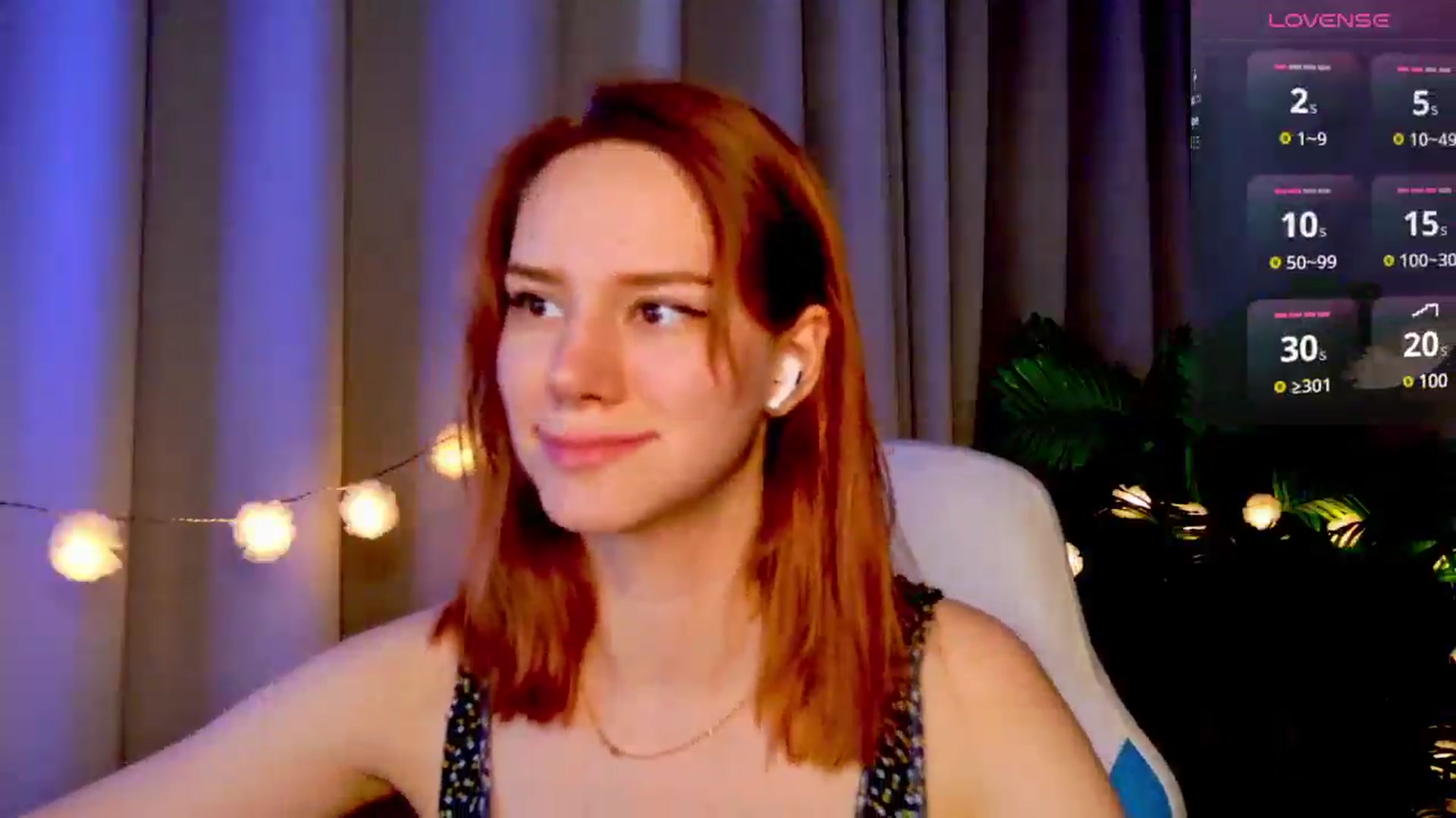 Gallery image thumbnail from RamonaK's myfreecams stream on, 05/03/2025, 12:29 image 12 of 20