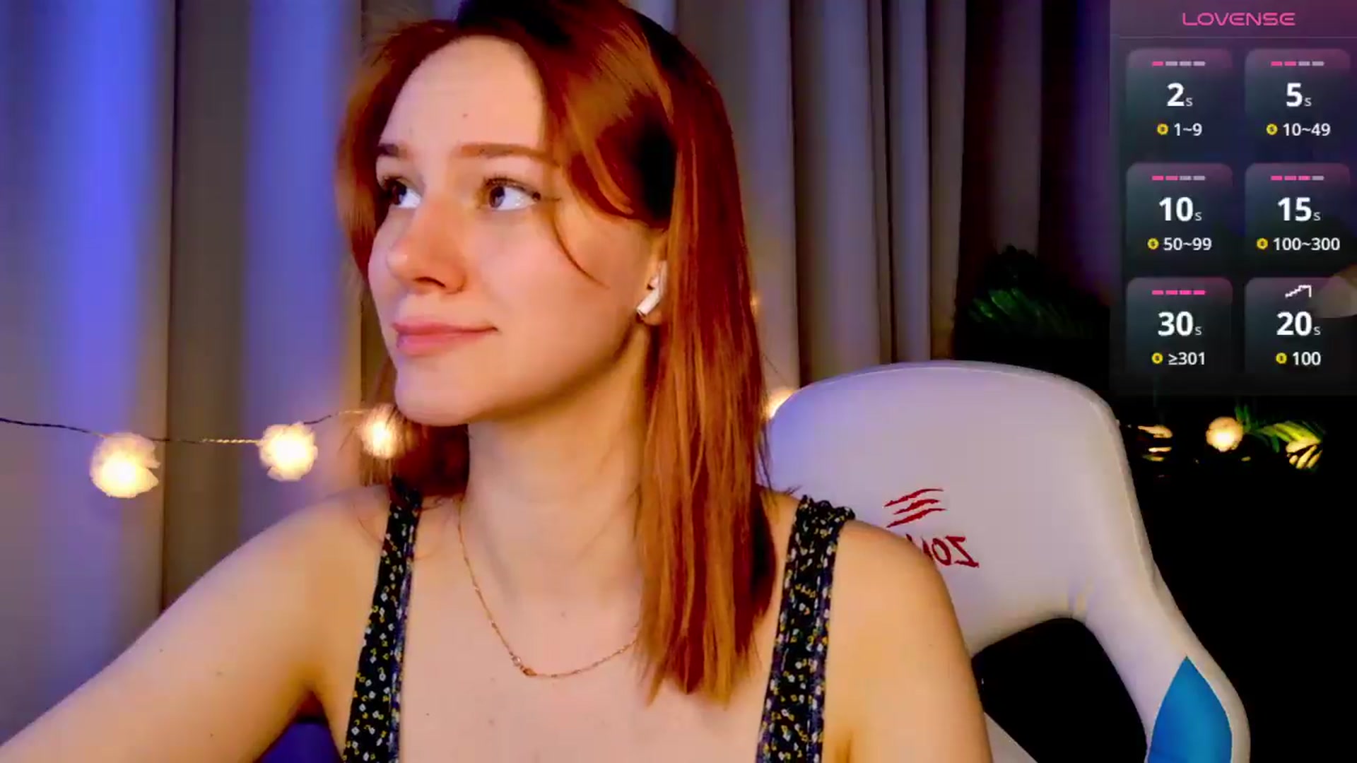 Gallery image thumbnail from RamonaK's myfreecams stream on, 05/03/2025, 12:29 image 16 of 20