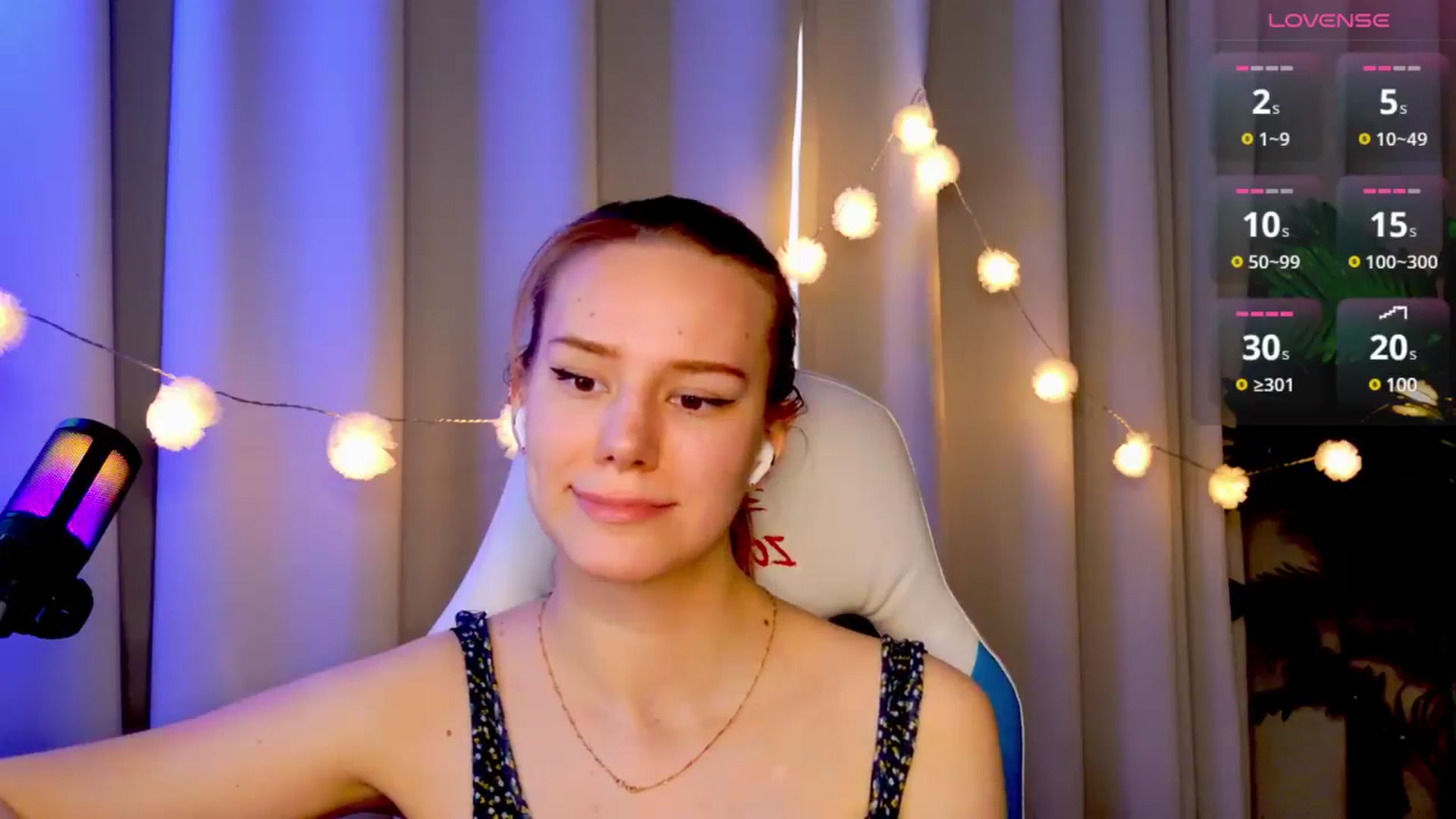 Gallery image thumbnail from RamonaK's myfreecams stream on, 05/03/2025, 12:29 image 20 of 20