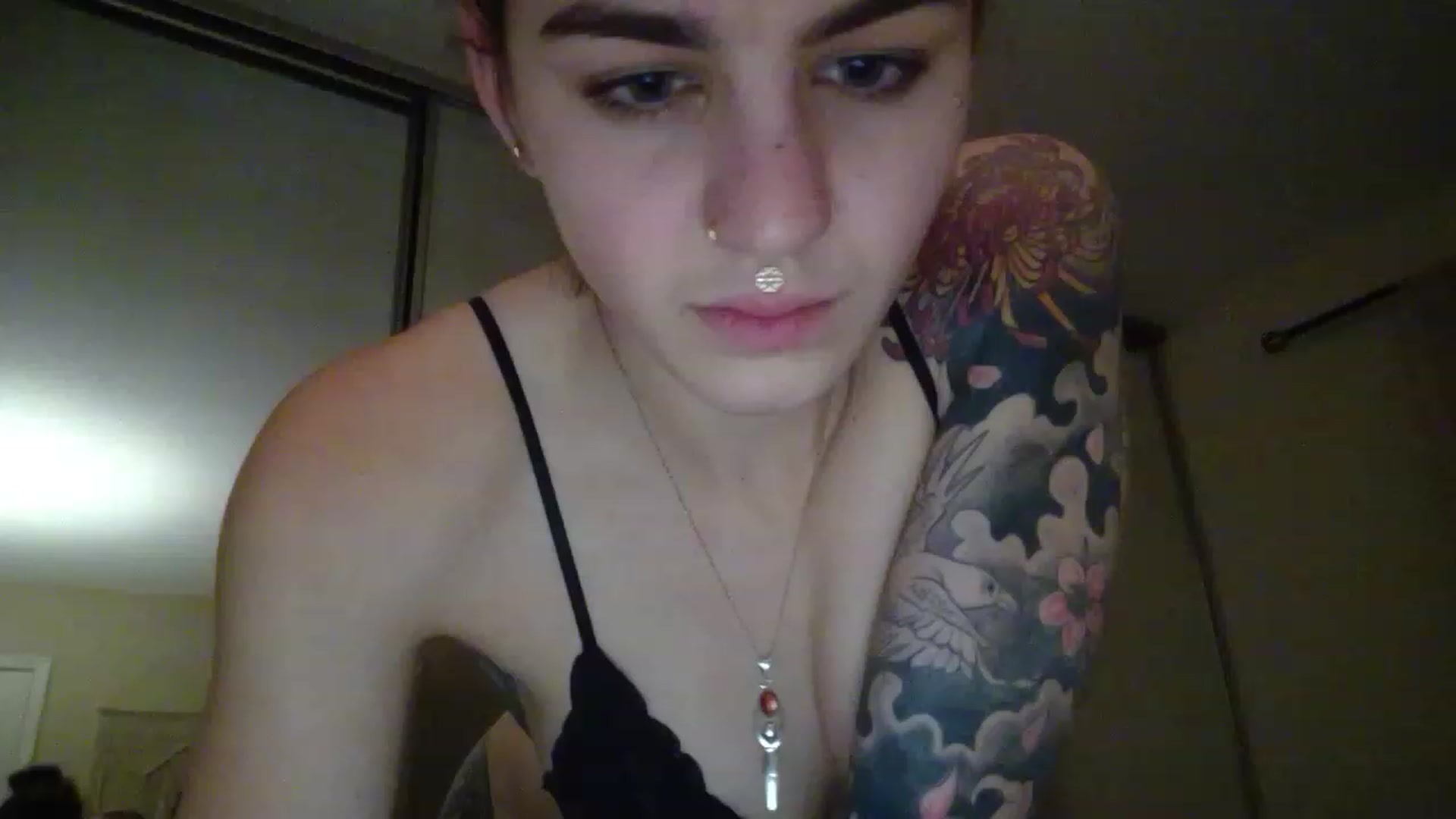 Gallery image thumbnail from RamonaVixen's myfreecams stream on, 11/28/2022, 06:57 image 2 of 20