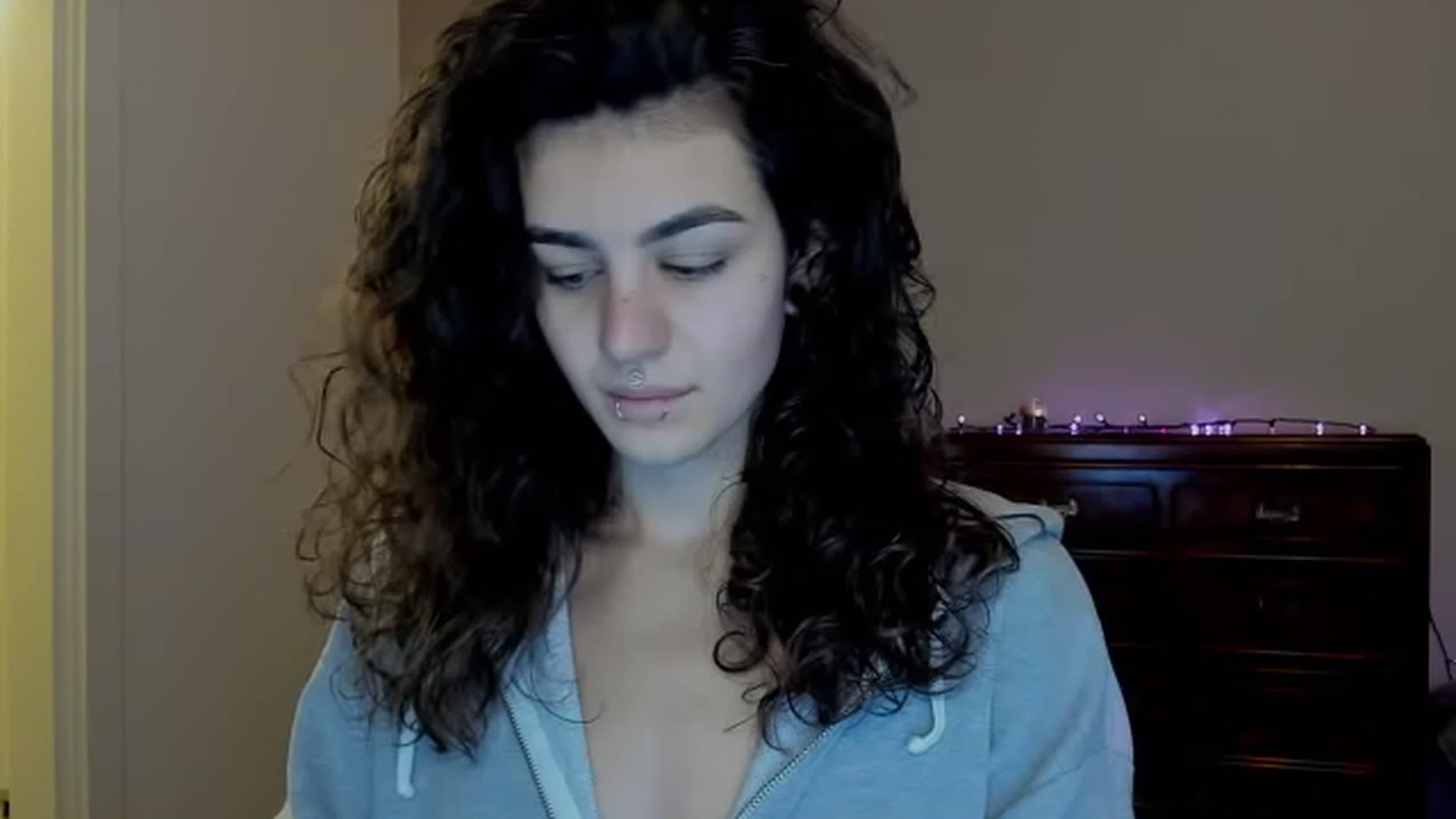 Gallery image thumbnail from RamonaVixen's myfreecams stream on, 12/01/2023, 15:52 image 2 of 20
