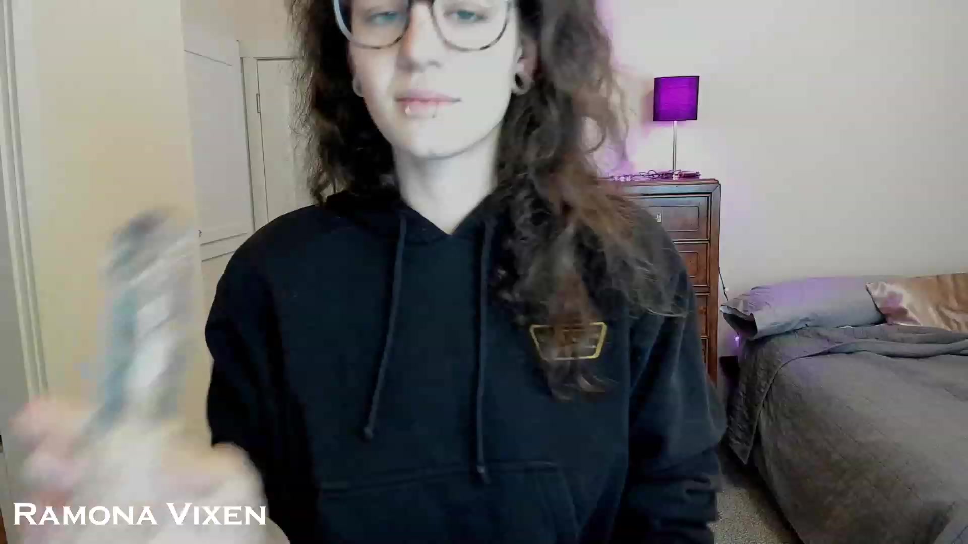 Gallery image thumbnail from RamonaVixen's myfreecams stream on, 12/02/2023, 20:40 image 11 of 20