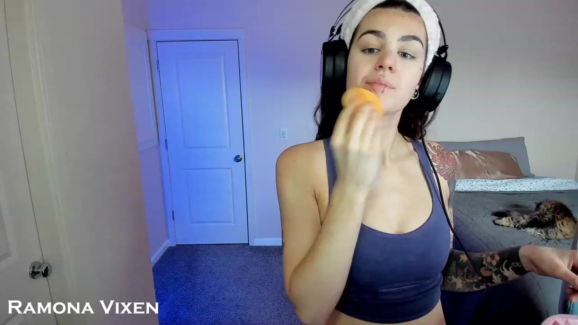 Gallery image thumbnail from RamonaVixen's myfreecams stream on, 12/31/2023, 20:22 image 1 of 20