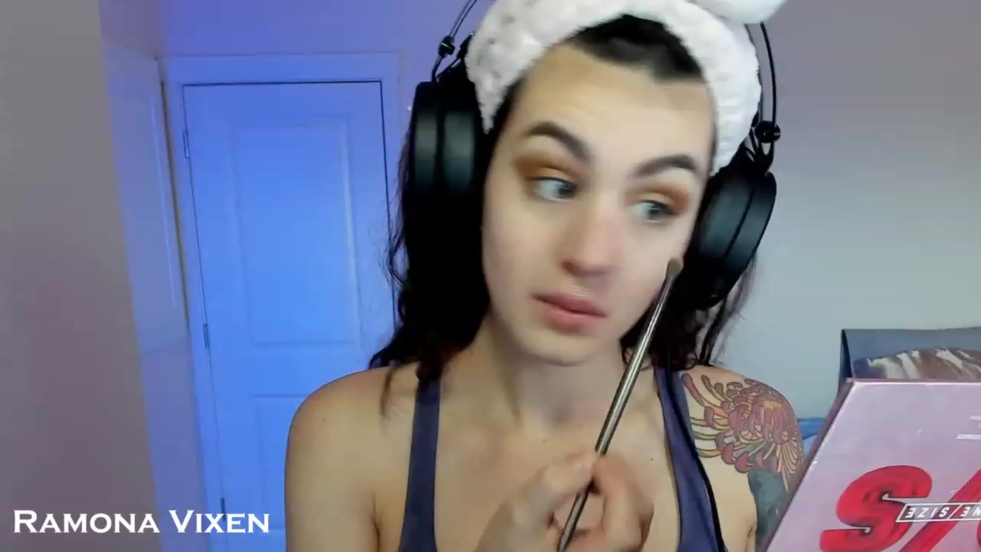Gallery image thumbnail from RamonaVixen's myfreecams stream on, 12/31/2023, 20:22 image 18 of 20
