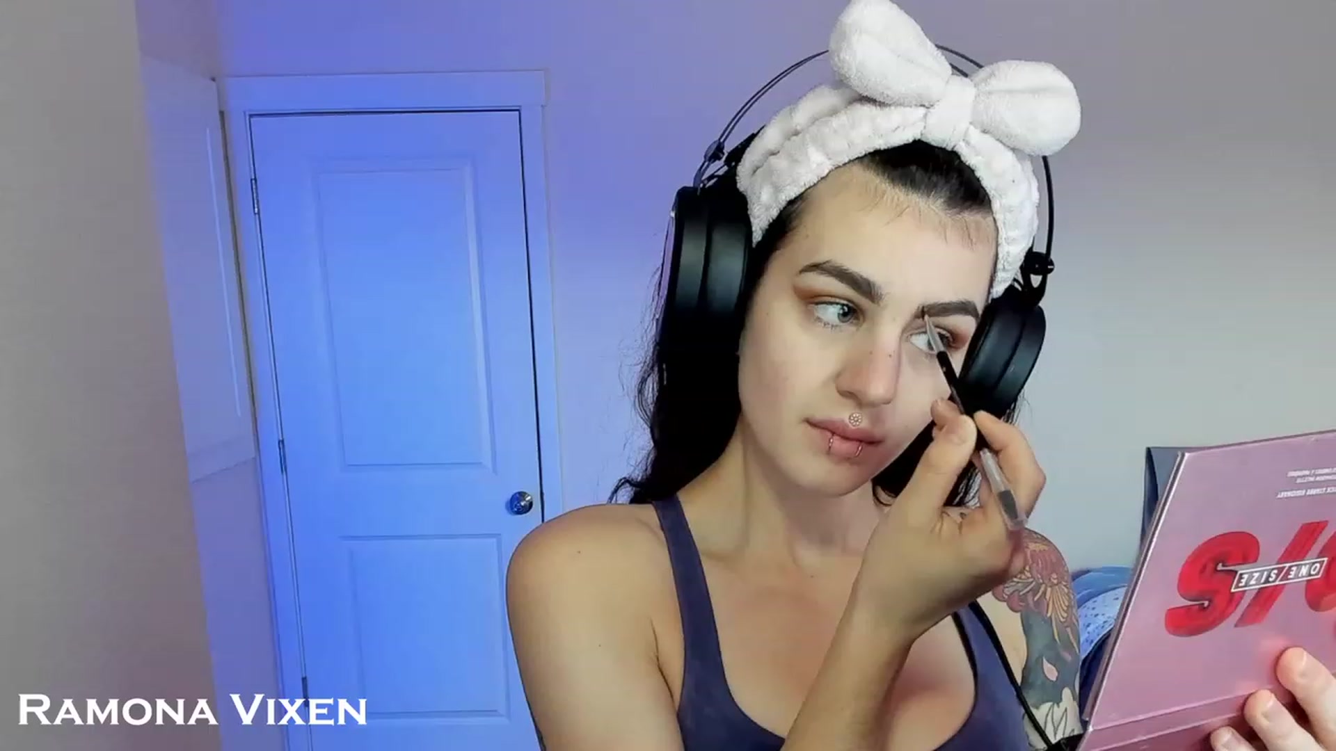 Gallery image thumbnail from RamonaVixen's myfreecams stream on, 12/31/2023, 20:22 image 13 of 20
