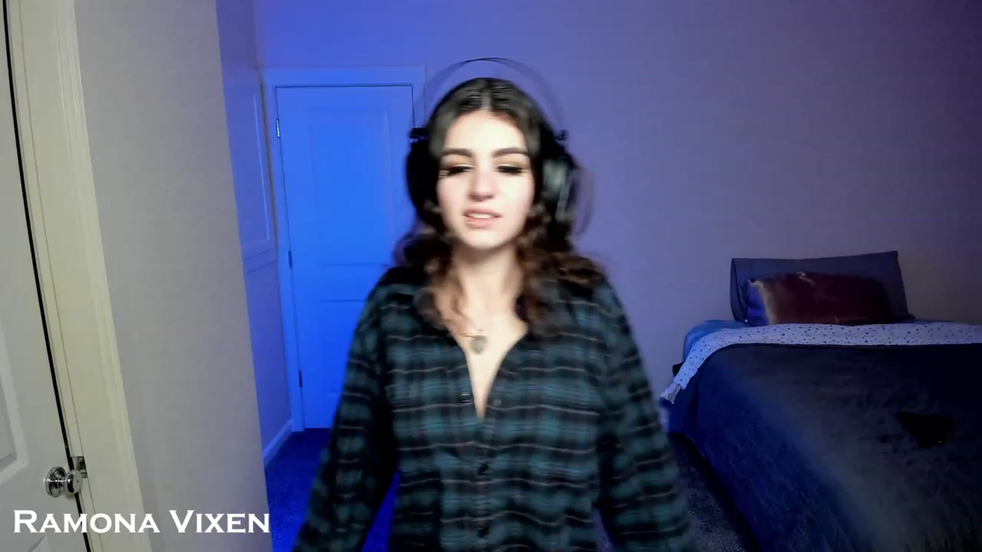 Gallery image thumbnail from RamonaVixen's myfreecams stream on, 01/01/2024, 04:01 image 4 of 20