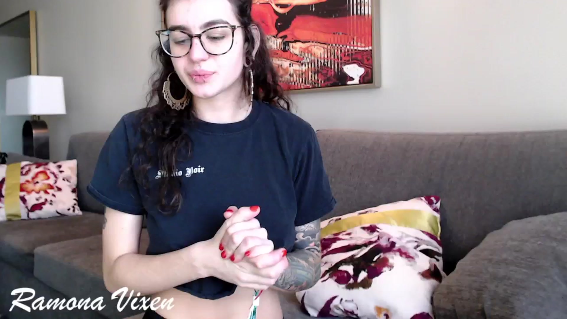 Gallery image thumbnail from RamonaVixen's myfreecams stream on, 01/25/2024, 21:18 image 5 of 20