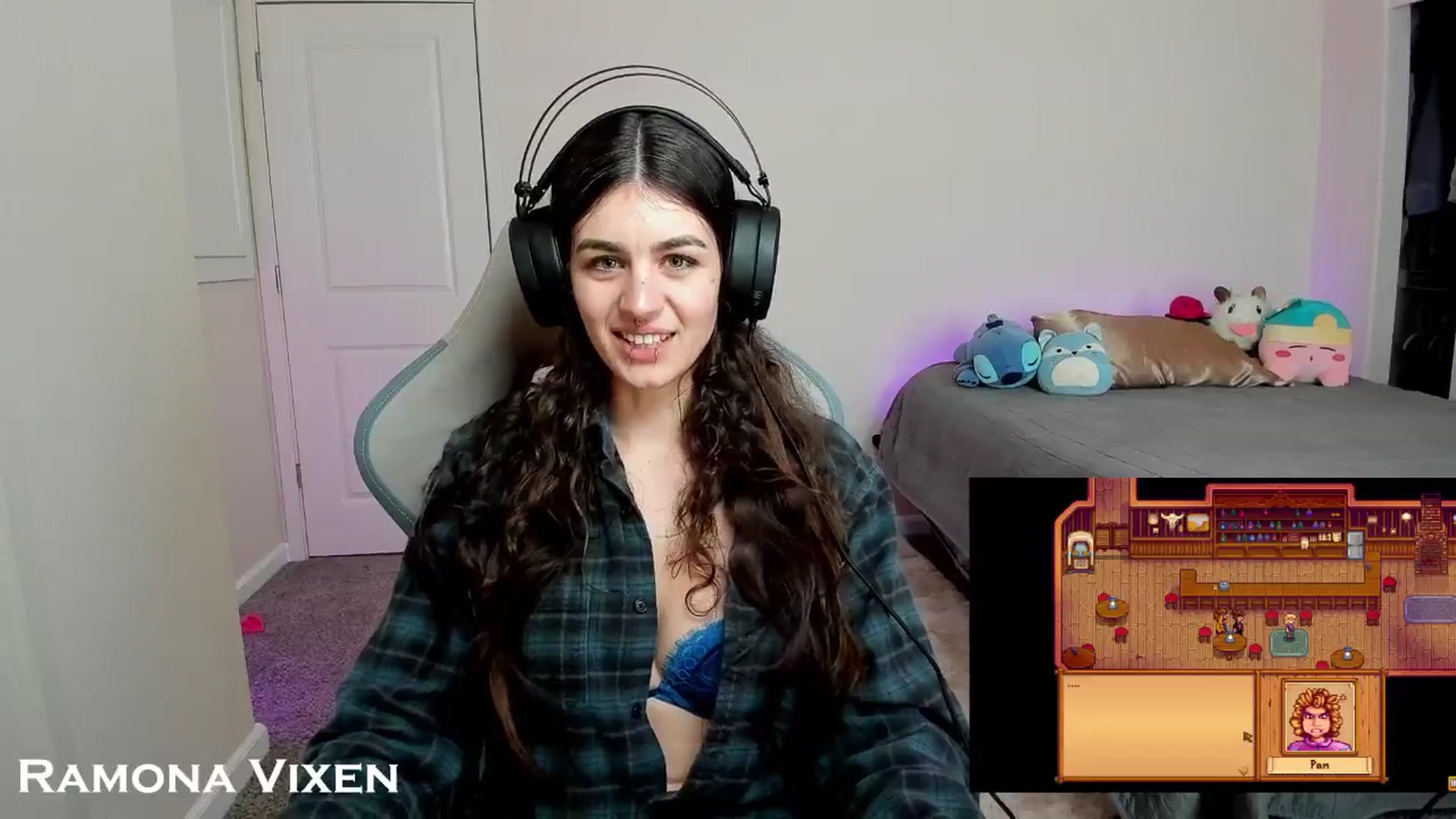 Gallery image thumbnail from RamonaVixen's myfreecams stream on, 05/02/2024, 02:22 image 4 of 20