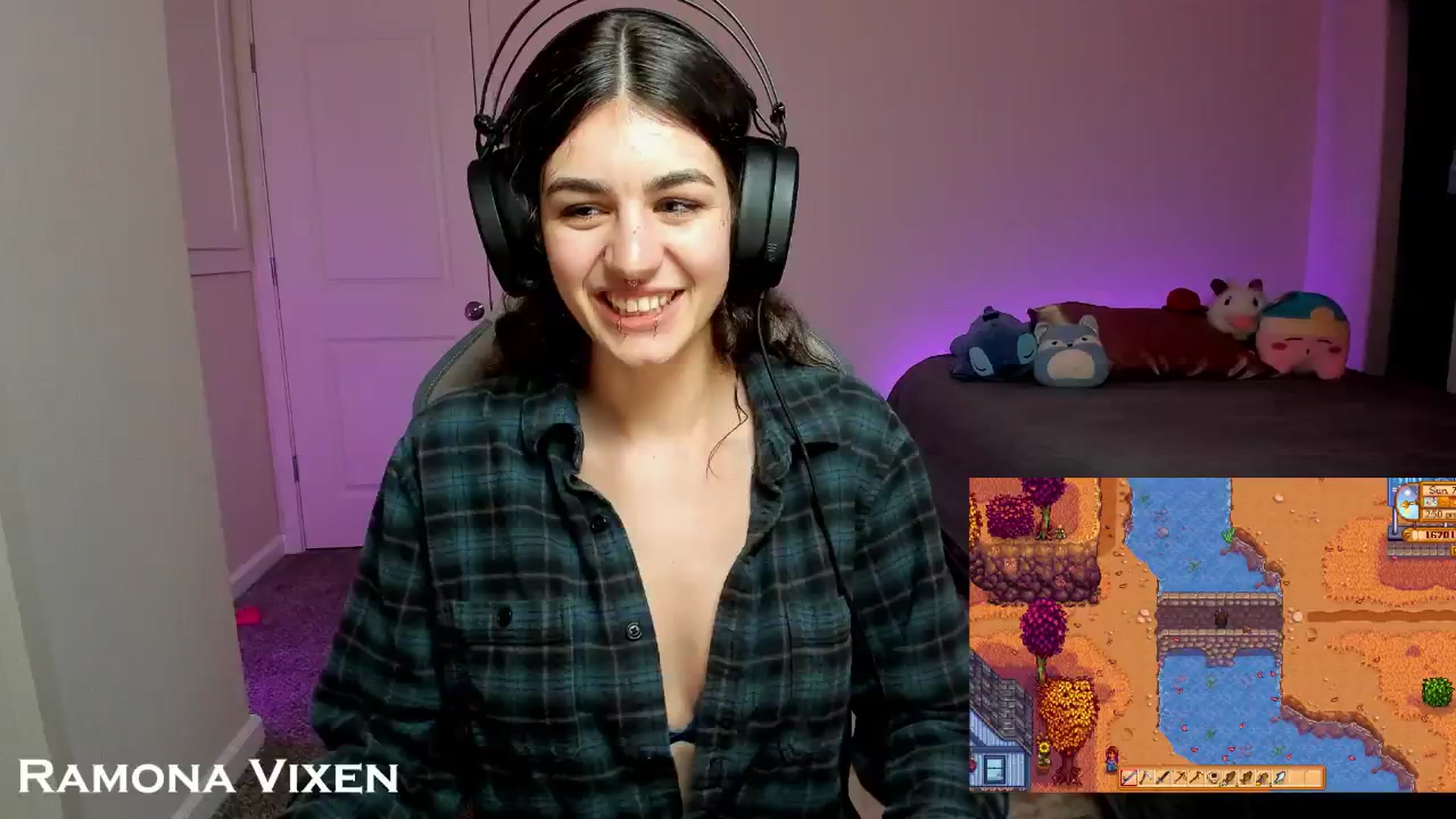 Gallery image thumbnail from RamonaVixen's myfreecams stream on, 05/02/2024, 03:56 image 19 of 20