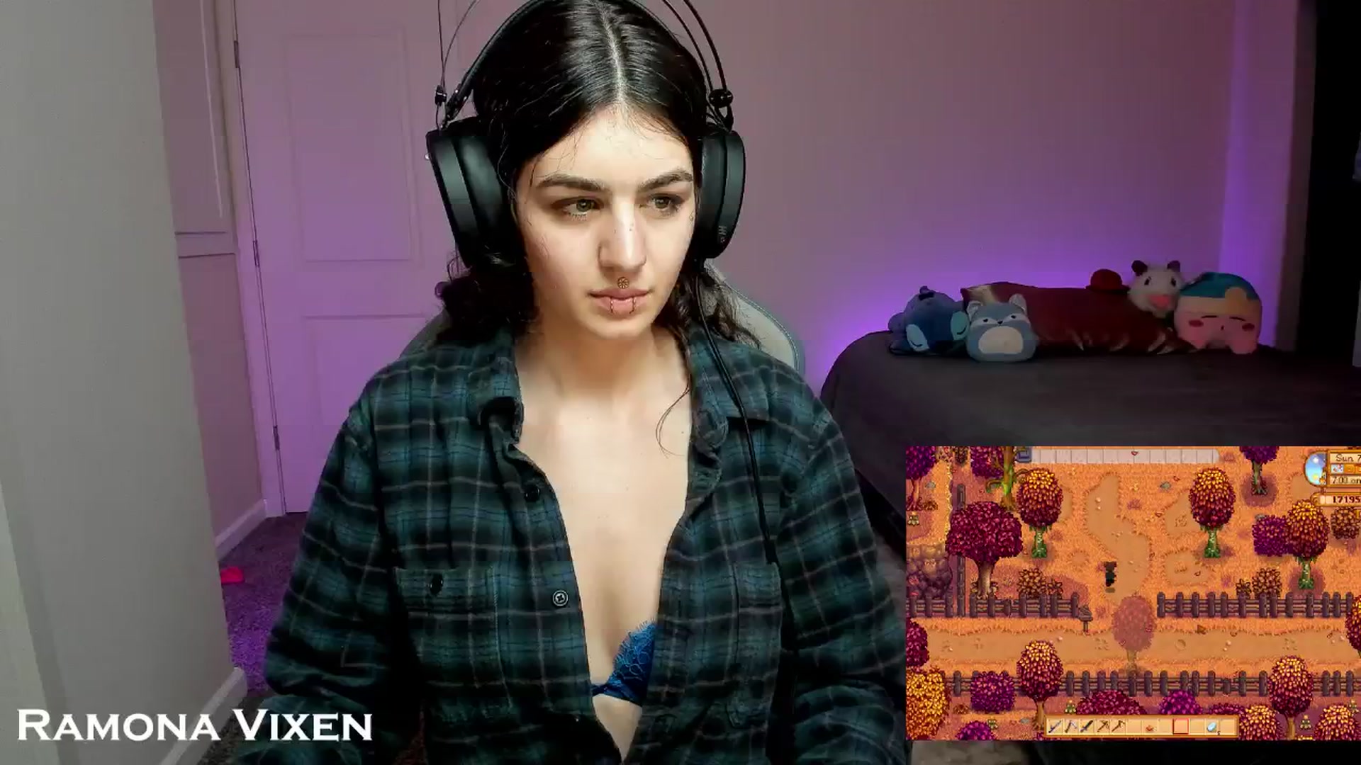 Gallery image thumbnail from RamonaVixen's myfreecams stream on, 05/02/2024, 03:56 image 17 of 20