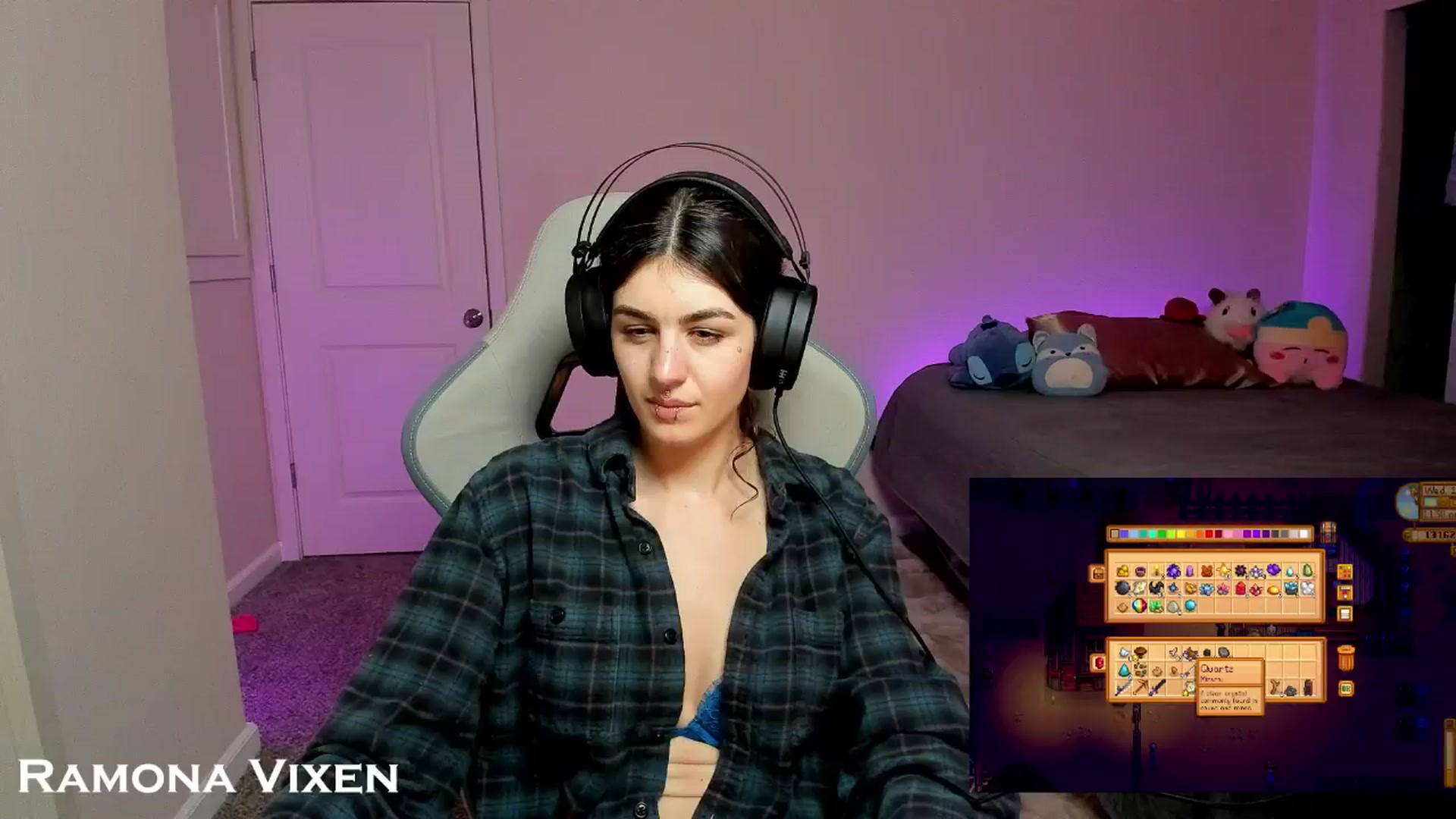Gallery image thumbnail from RamonaVixen's myfreecams stream on, 05/02/2024, 06:21 image 13 of 20