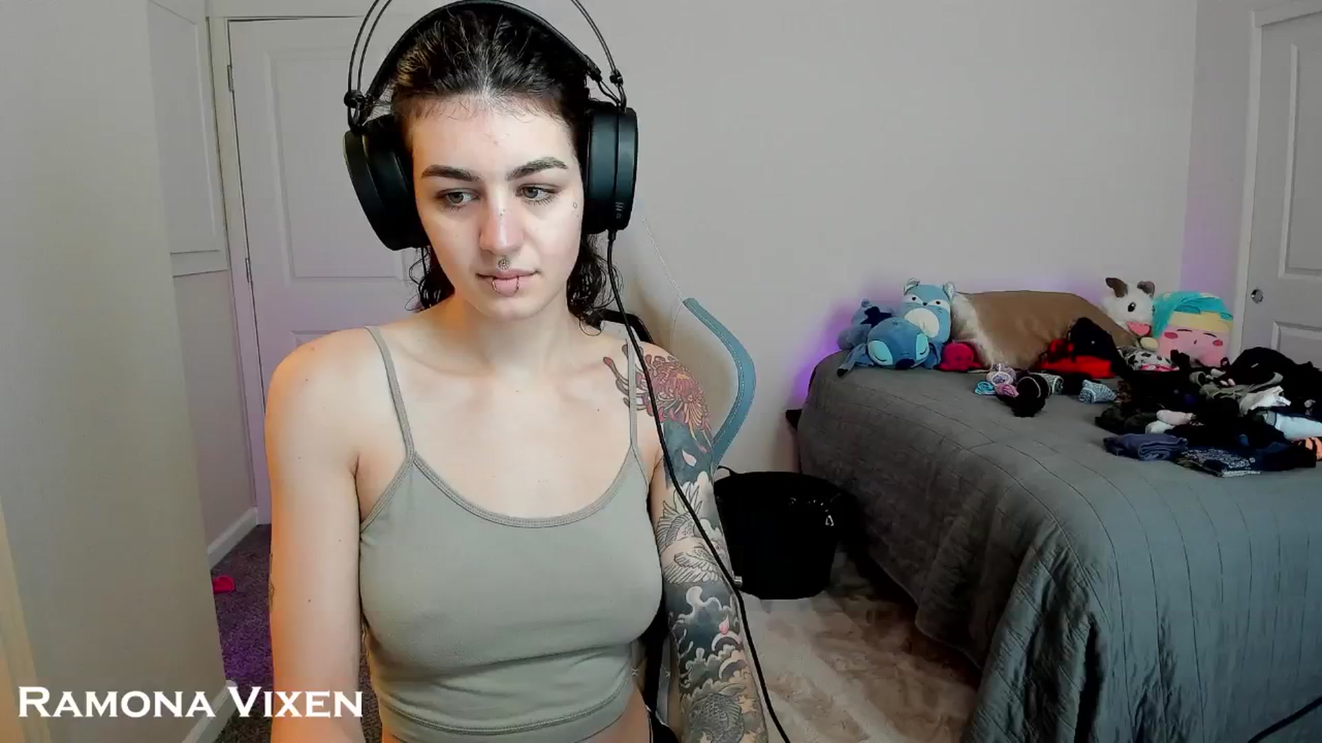 Gallery image thumbnail from RamonaVixen's myfreecams stream on, 05/03/2024, 20:02 image 1 of 20