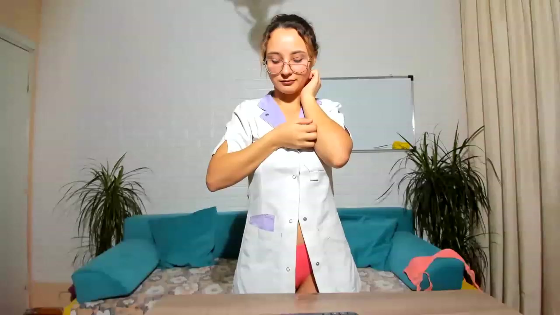 Gallery image thumbnail from Ramona_Sexy's myfreecams stream on, 11/29/2022, 07:19 image 6 of 20