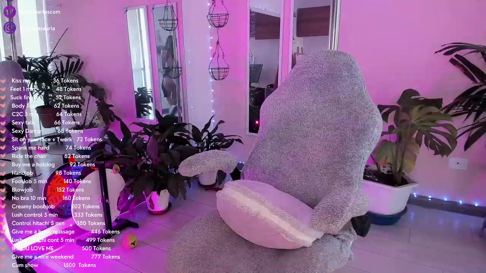 Gallery image thumbnail from Ramonarios's myfreecams stream on, 12/21/2022, 18:41 image 20 of 20