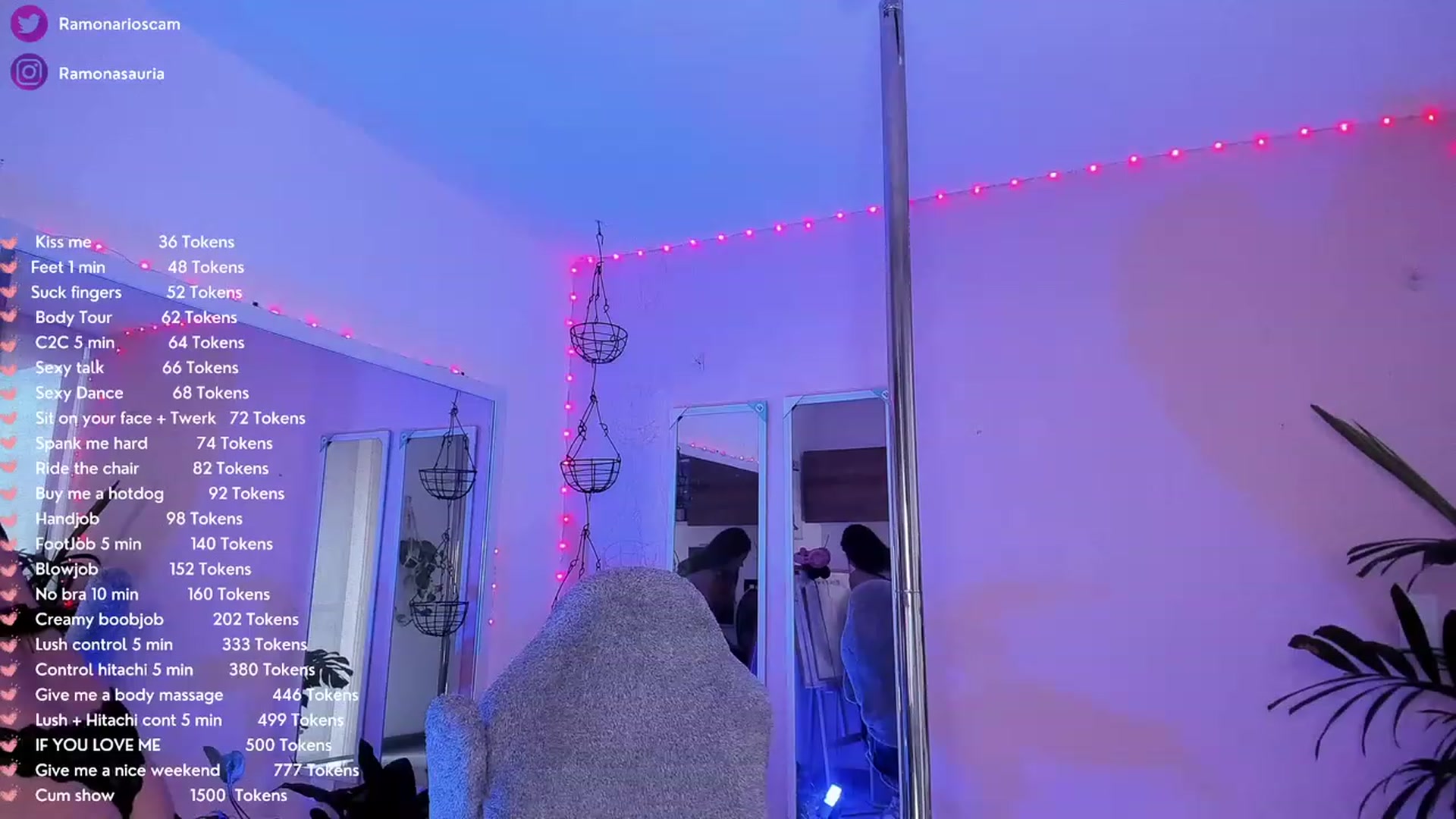 Gallery image thumbnail from Ramonarios's myfreecams stream on, 12/27/2022, 21:37 image 13 of 20