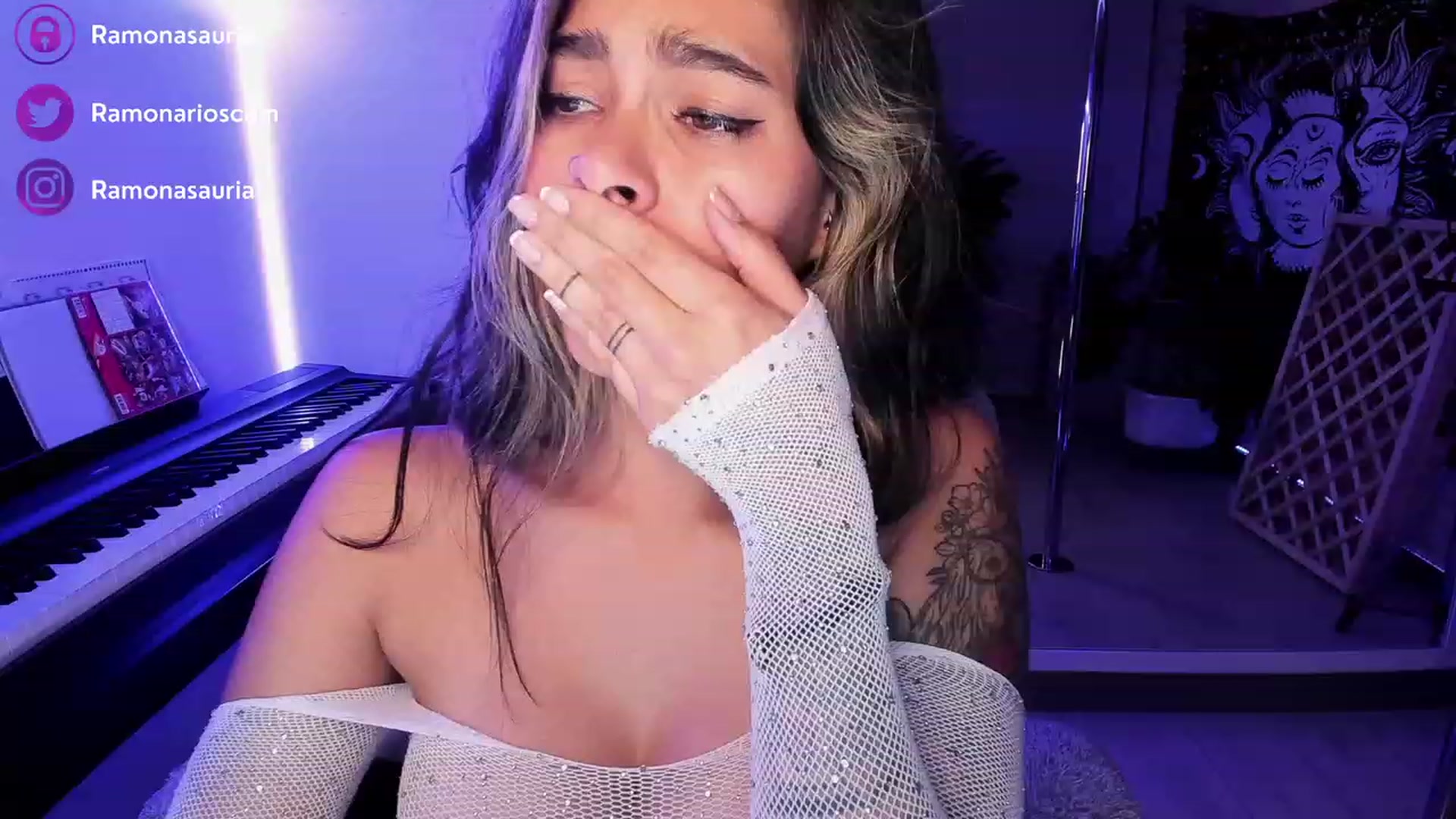Gallery image thumbnail from Ramonarios's myfreecams stream on, 03/16/2023, 02:08 image 4 of 20