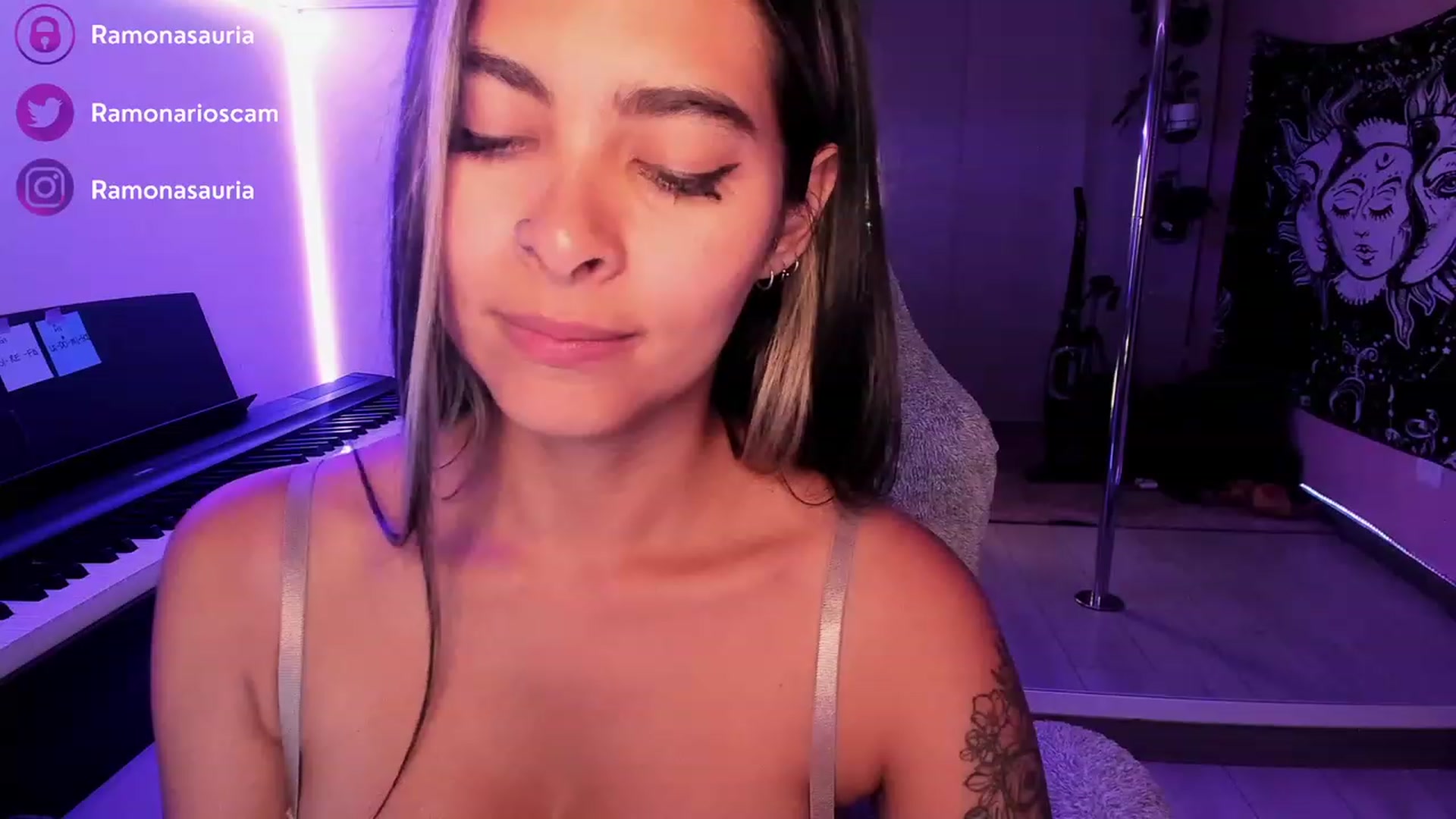 Gallery image thumbnail from Ramonarios's myfreecams stream on, 04/07/2023, 02:39 image 19 of 20