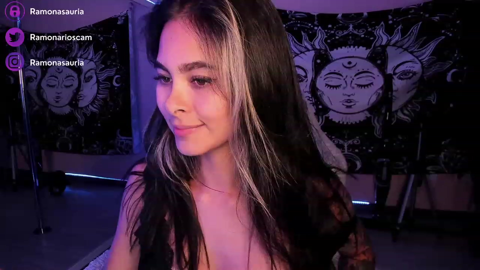 Gallery image thumbnail from Ramonarios's myfreecams stream on, 04/20/2023, 04:45 image 12 of 20