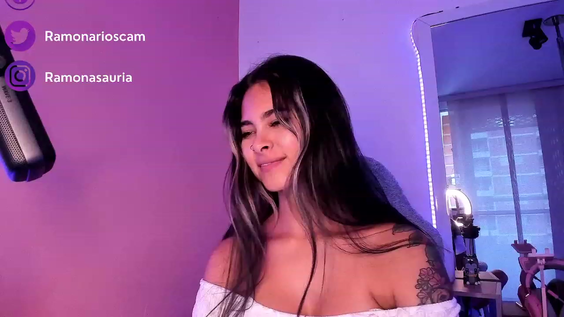 Gallery image thumbnail from Ramonarios's myfreecams stream on, 07/18/2023, 22:52 image 6 of 20