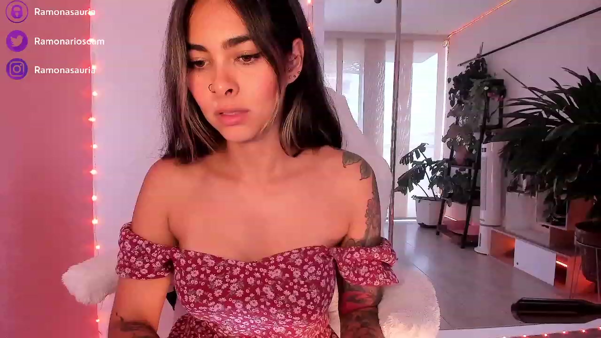 Gallery image thumbnail from Ramonarios's myfreecams stream on, 09/08/2023, 22:20 image 8 of 20