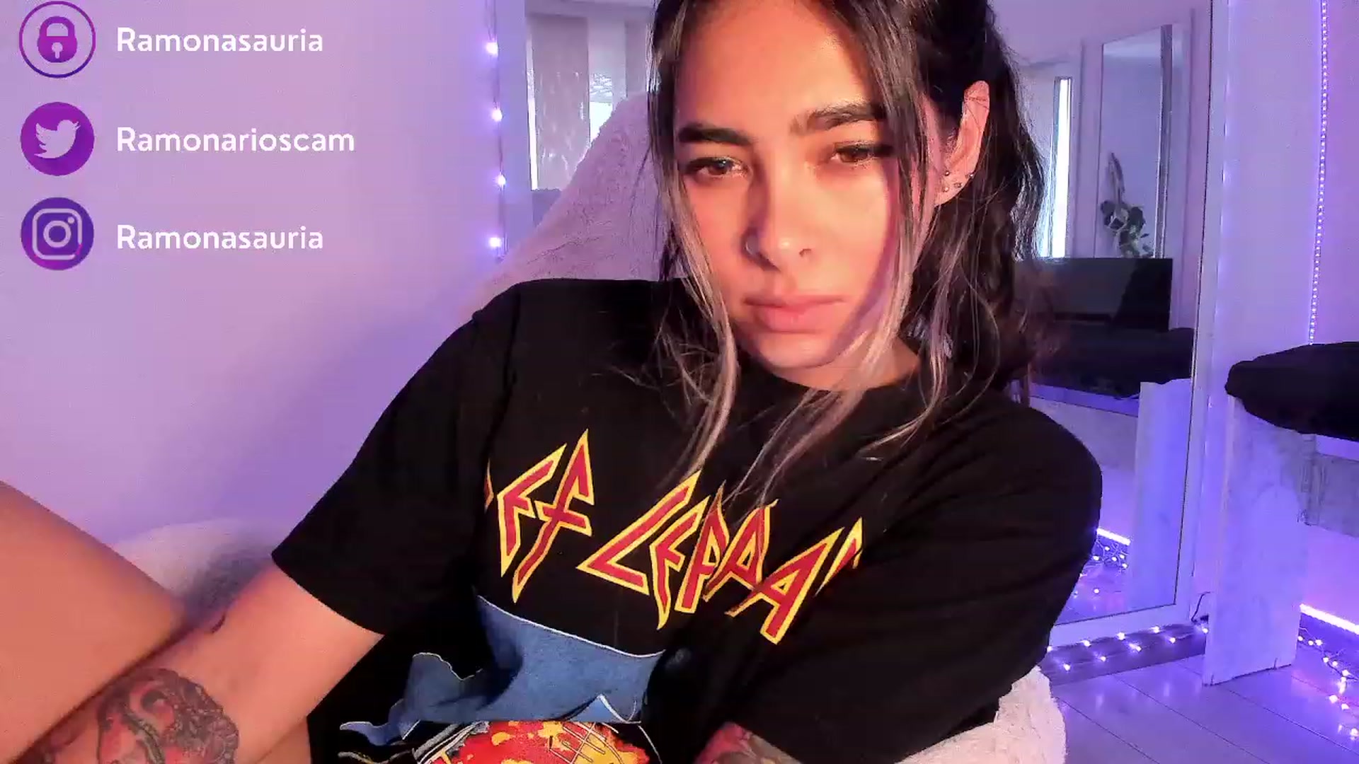 Gallery image thumbnail from Ramonarios's myfreecams stream on, 09/27/2023, 21:42 image 17 of 20