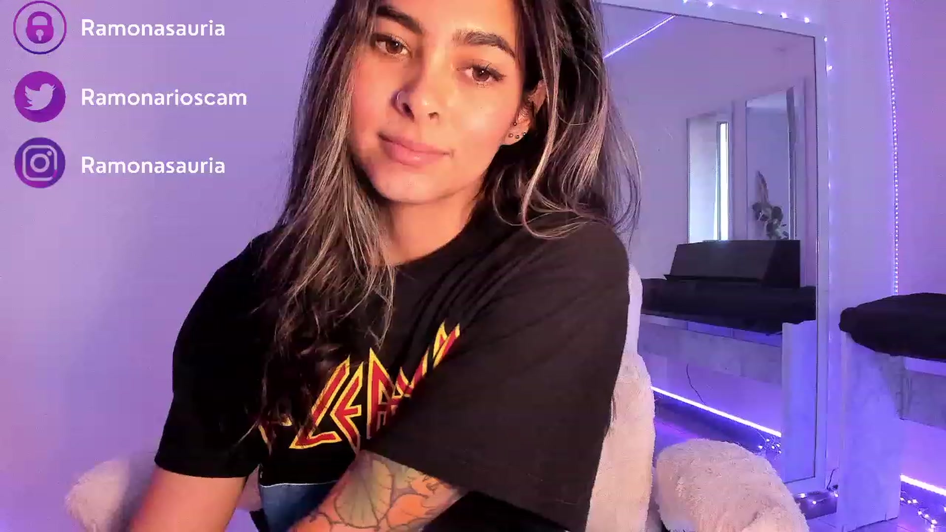 Gallery image thumbnail from Ramonarios's myfreecams stream on, 09/27/2023, 21:42 image 20 of 20
