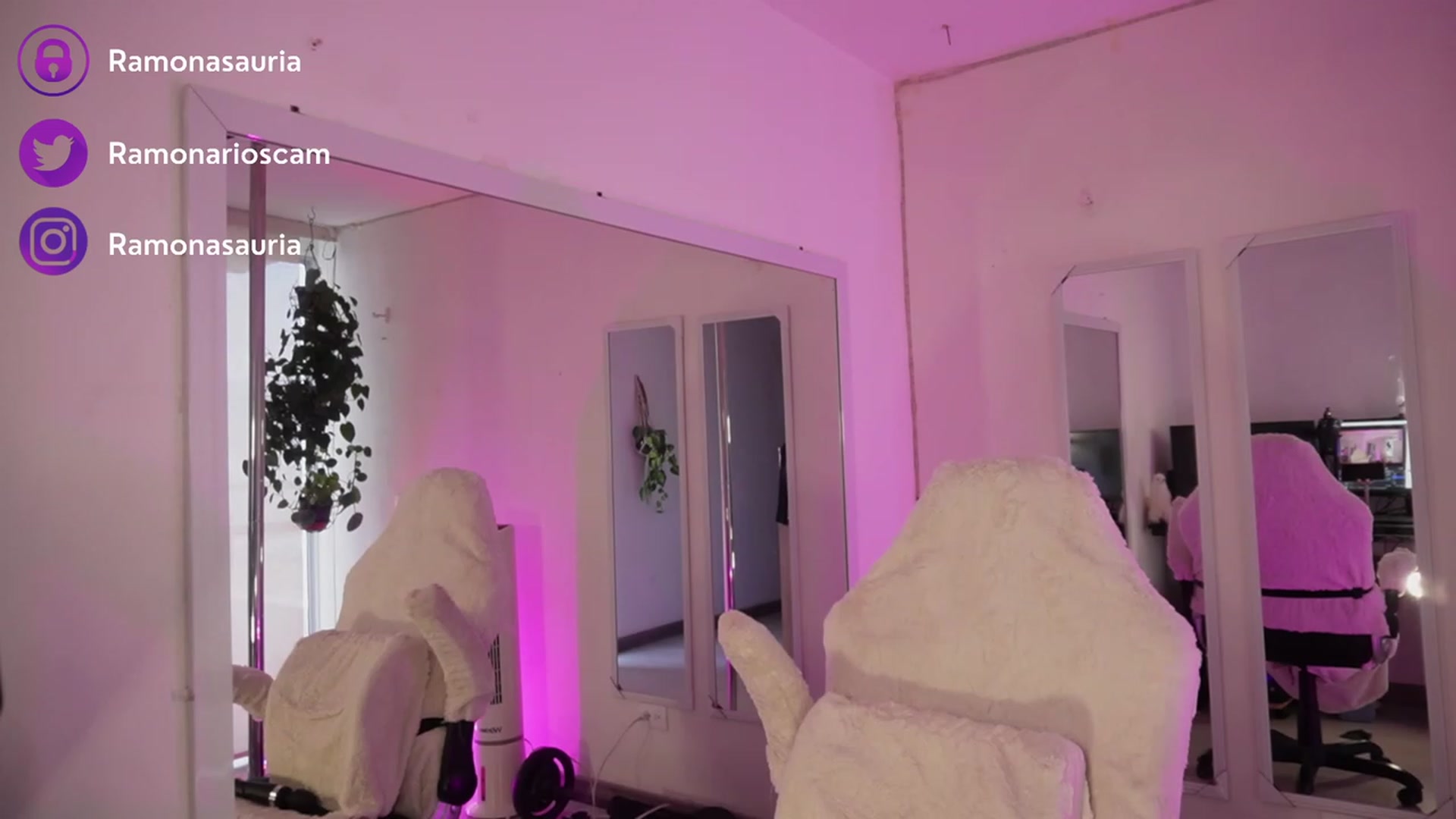 Gallery image thumbnail from Ramonarios's myfreecams stream on, 11/14/2023, 17:59 image 20 of 20