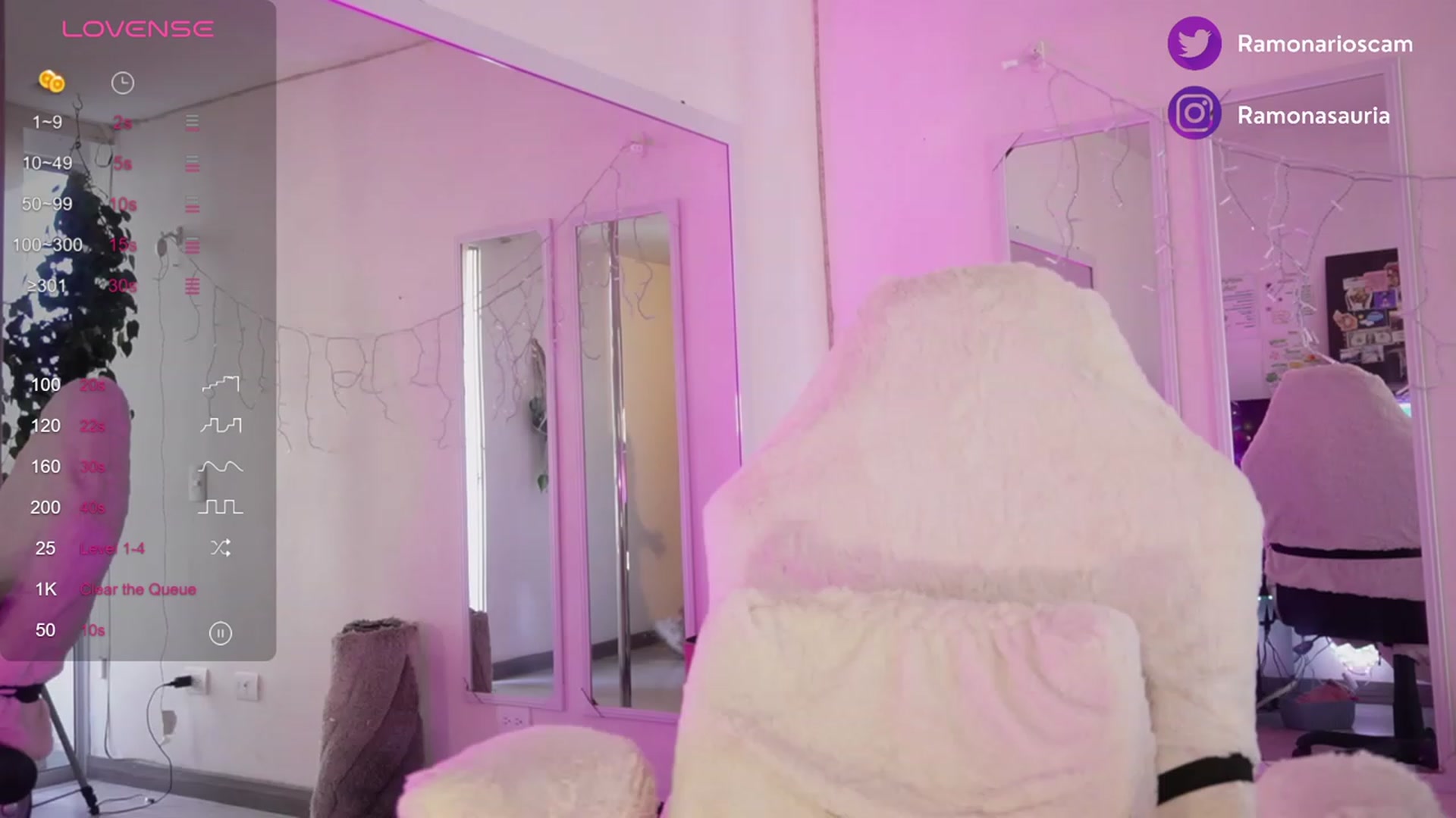 Gallery image thumbnail from Ramonarios's myfreecams stream on, 12/01/2023, 21:08 image 9 of 20