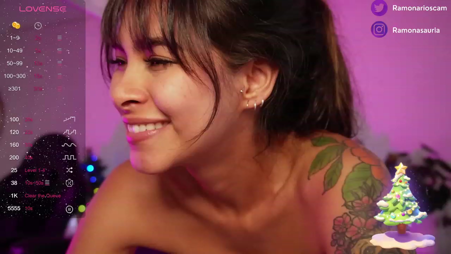 Gallery image thumbnail from Ramonarios's myfreecams stream on, 12/23/2023, 18:43 image 16 of 20