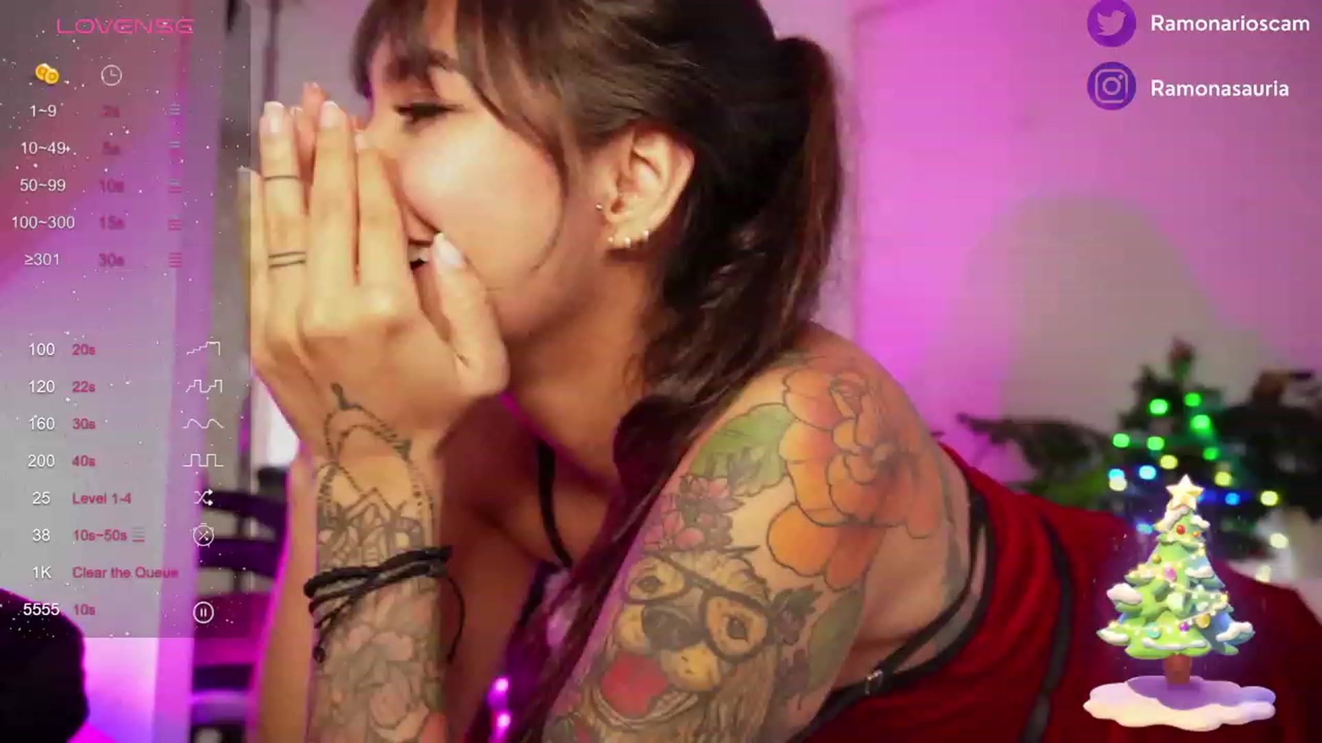 Gallery image thumbnail from Ramonarios's myfreecams stream on, 12/23/2023, 18:43 image 3 of 20