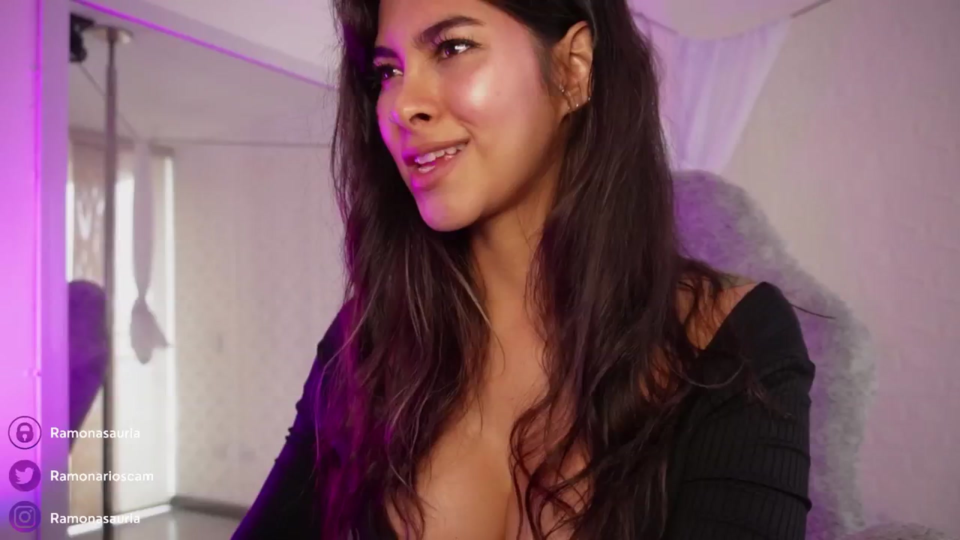 Gallery image thumbnail from Ramonarios's myfreecams stream on, 02/24/2024, 14:51 image 2 of 20