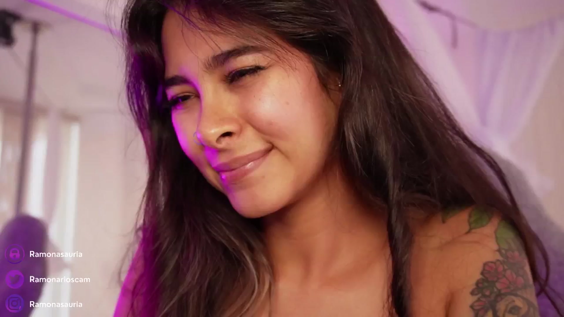 Gallery image thumbnail from Ramonarios's myfreecams stream on, 02/24/2024, 17:09 image 17 of 20