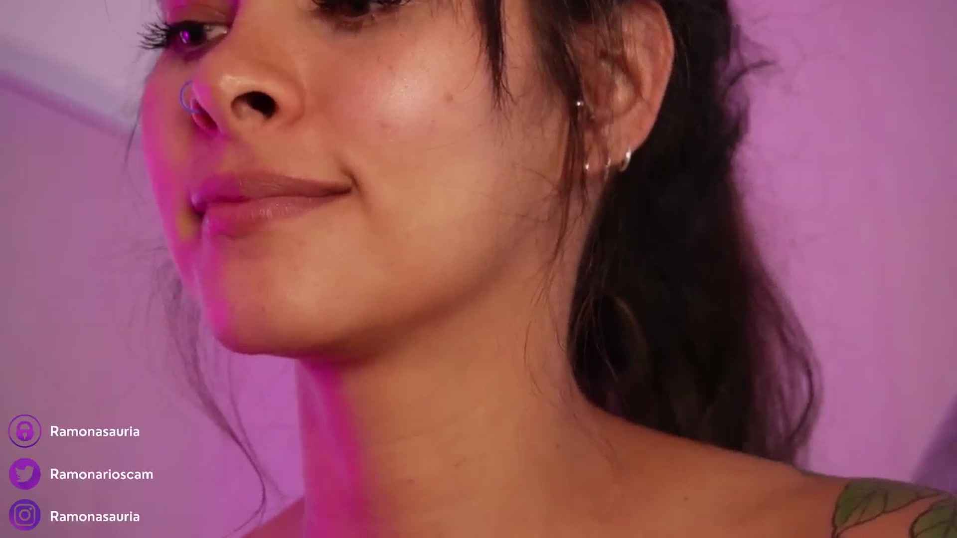 Gallery image thumbnail from Ramonarios's myfreecams stream on, 03/04/2024, 19:38 image 17 of 20
