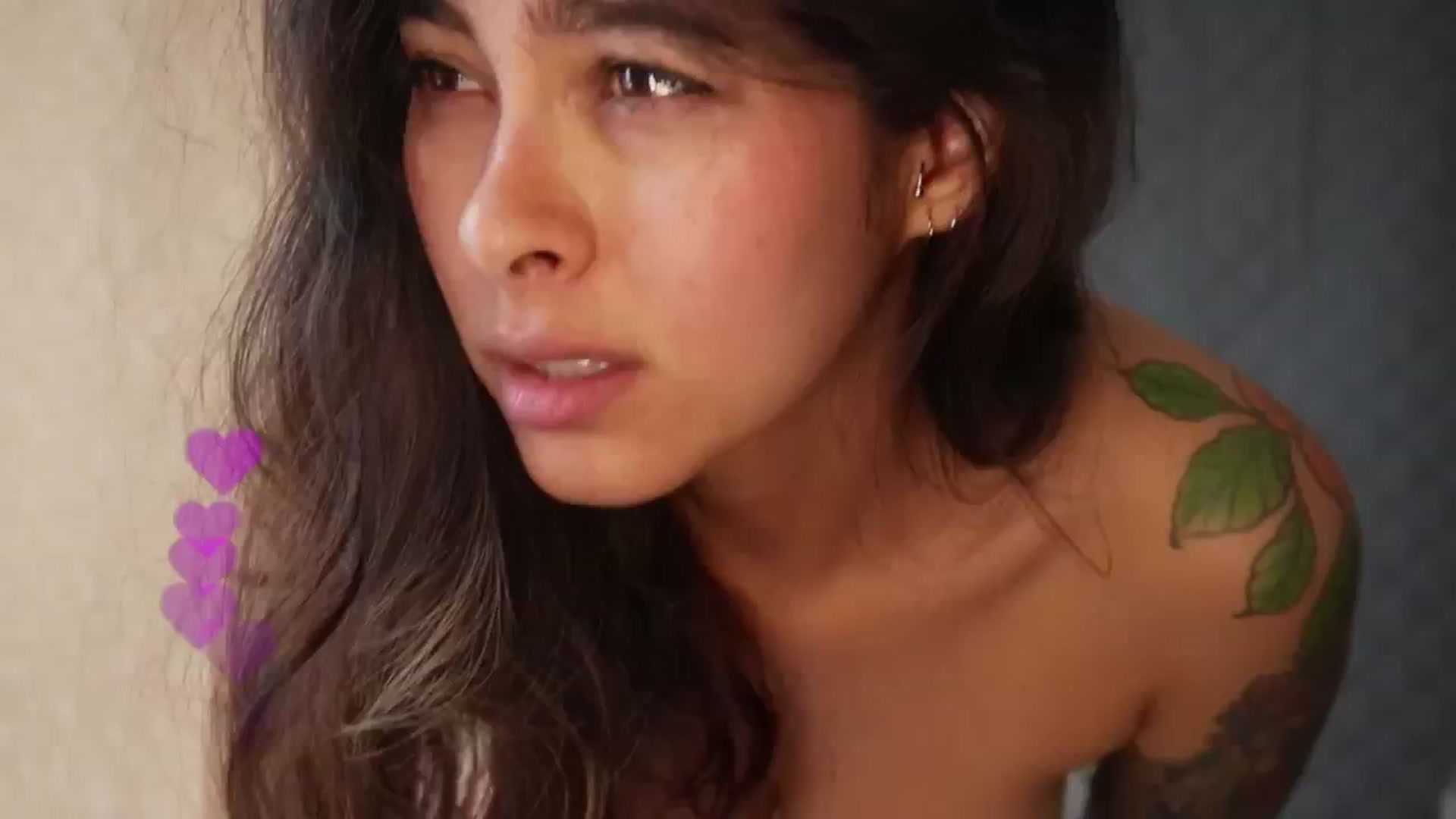 Gallery image thumbnail from Ramonarios's myfreecams stream on, 05/16/2024, 16:16 image 18 of 20