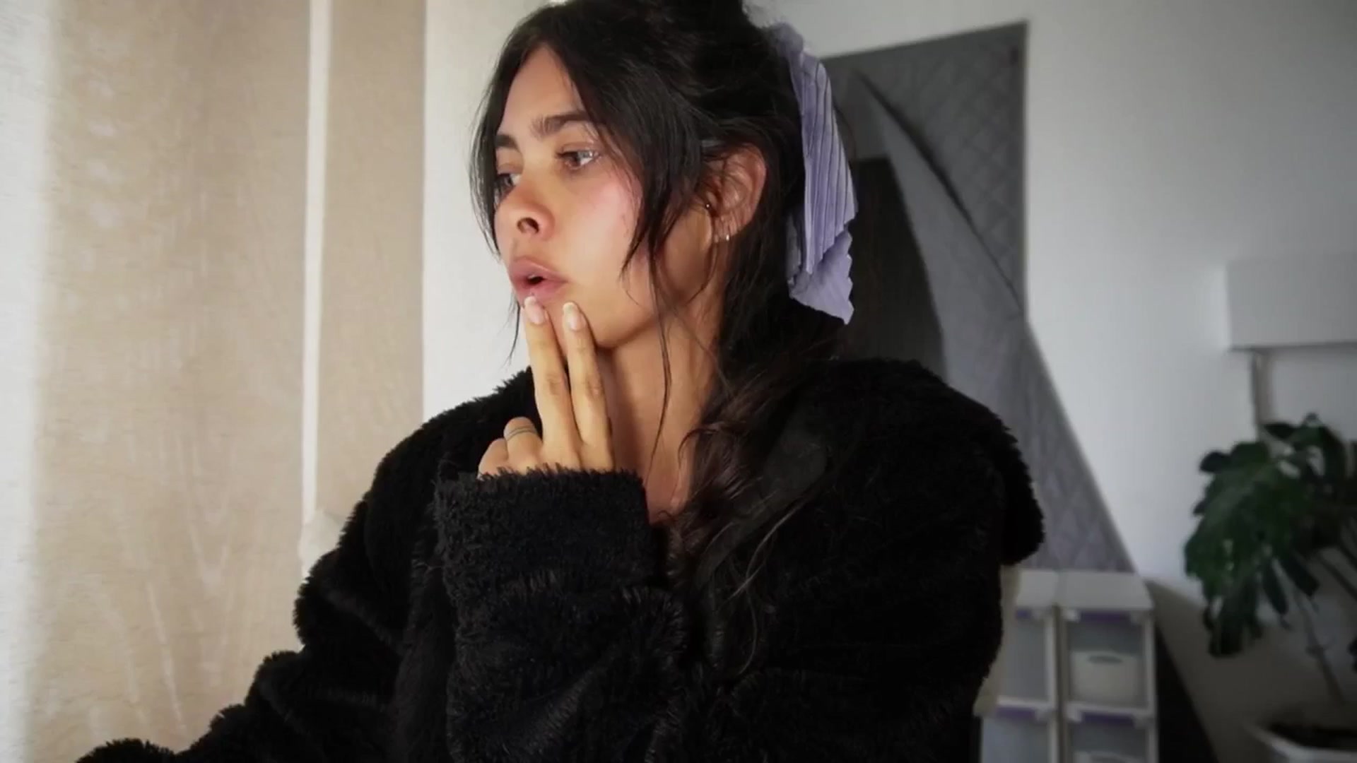 Gallery image thumbnail from Ramonarios's myfreecams stream on, 06/19/2024, 20:22 image 2 of 20