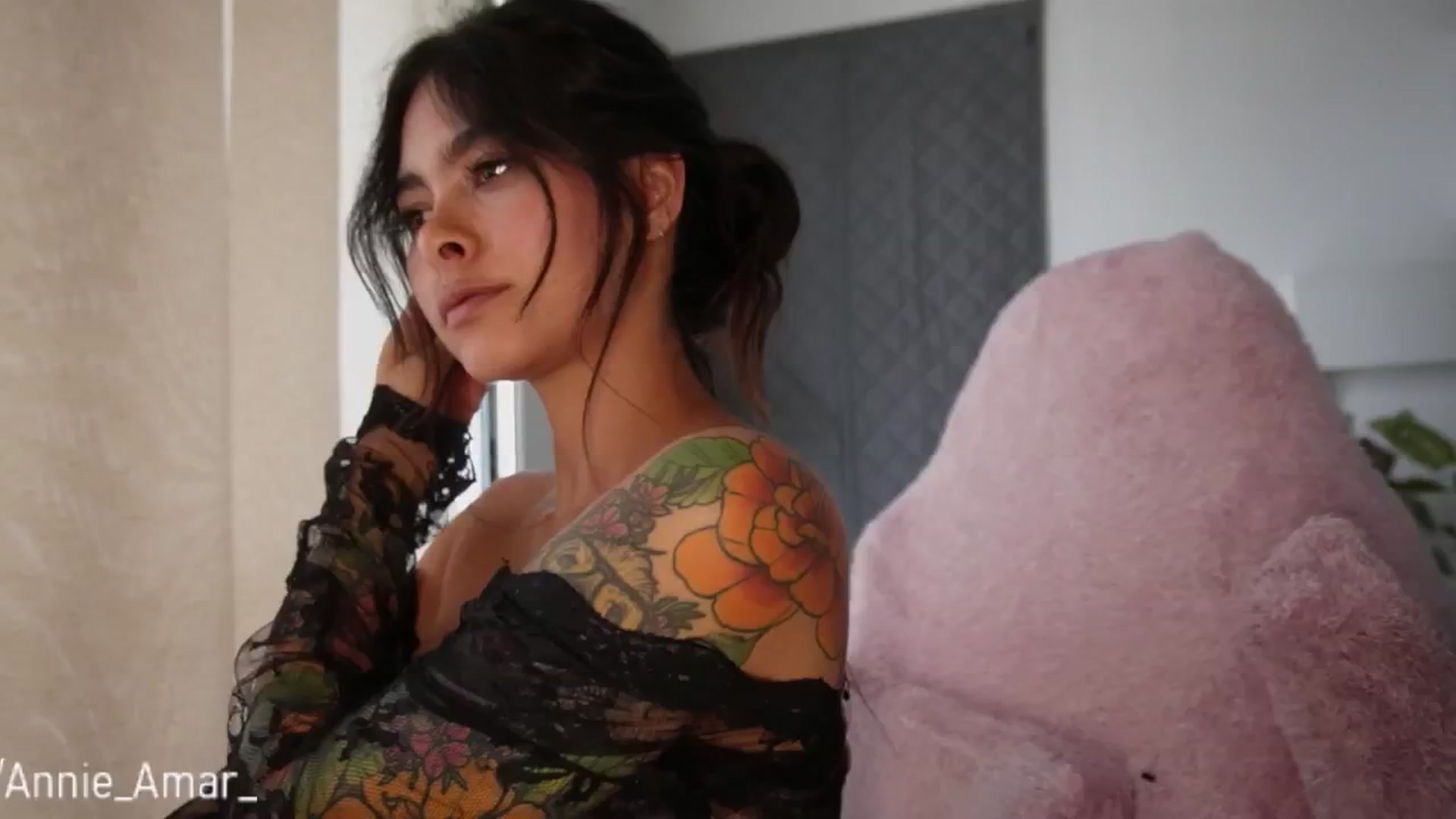 Gallery image thumbnail from Ramonarios's myfreecams stream on, 09/11/2024, 19:04 image 20 of 20