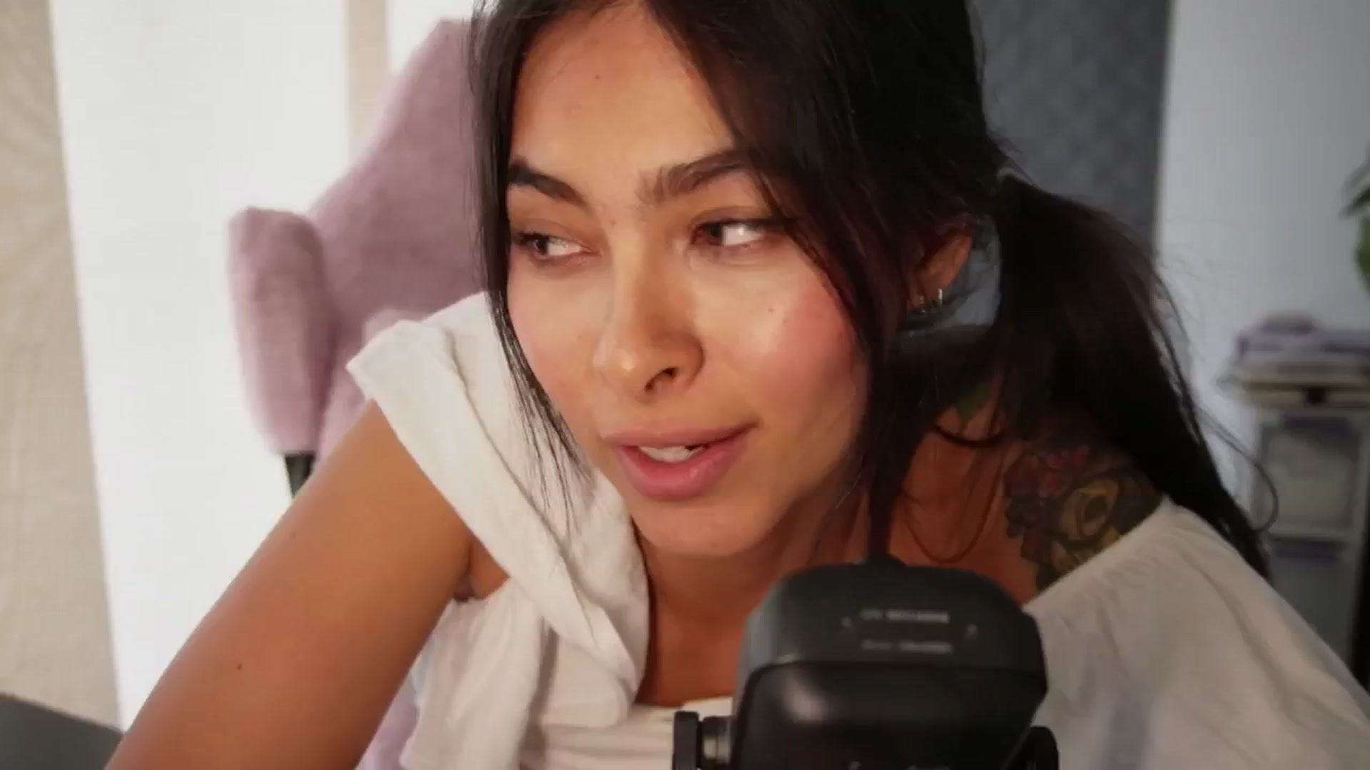 Gallery image thumbnail from Ramonarios's myfreecams stream on, 09/24/2024, 17:00 image 15 of 20