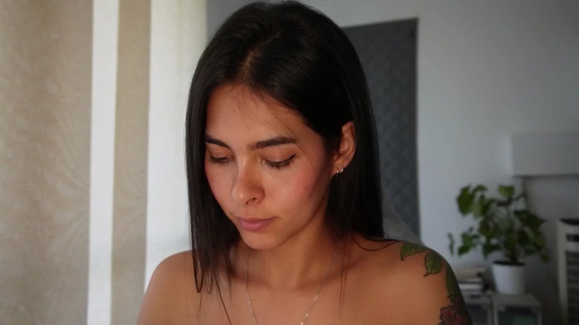 Gallery image thumbnail from Ramonarios's myfreecams stream on, 10/16/2024, 19:20 image 1 of 20