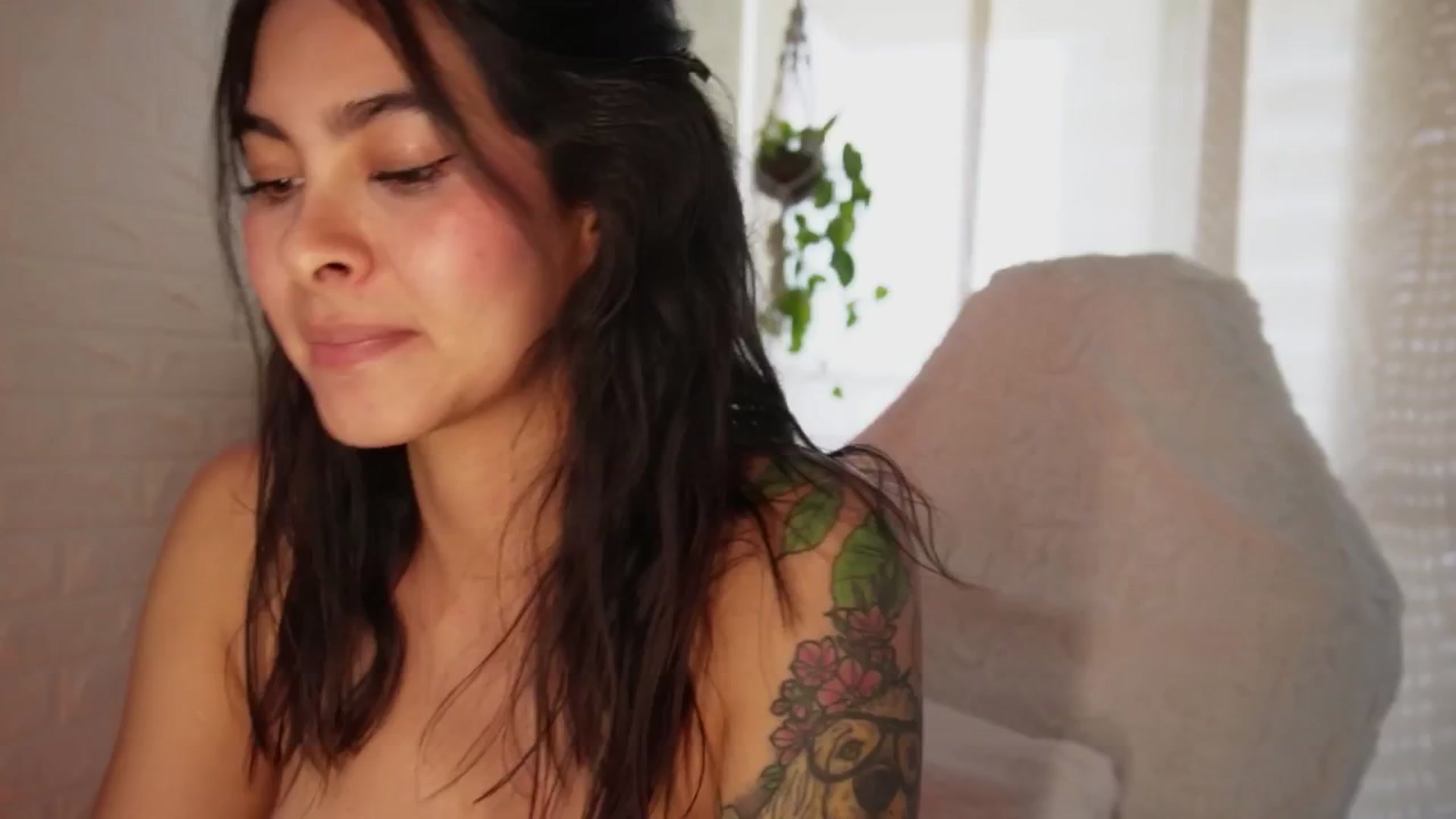 Gallery image thumbnail from Ramonarios's myfreecams stream on, 01/13/2025, 17:09 image 19 of 20