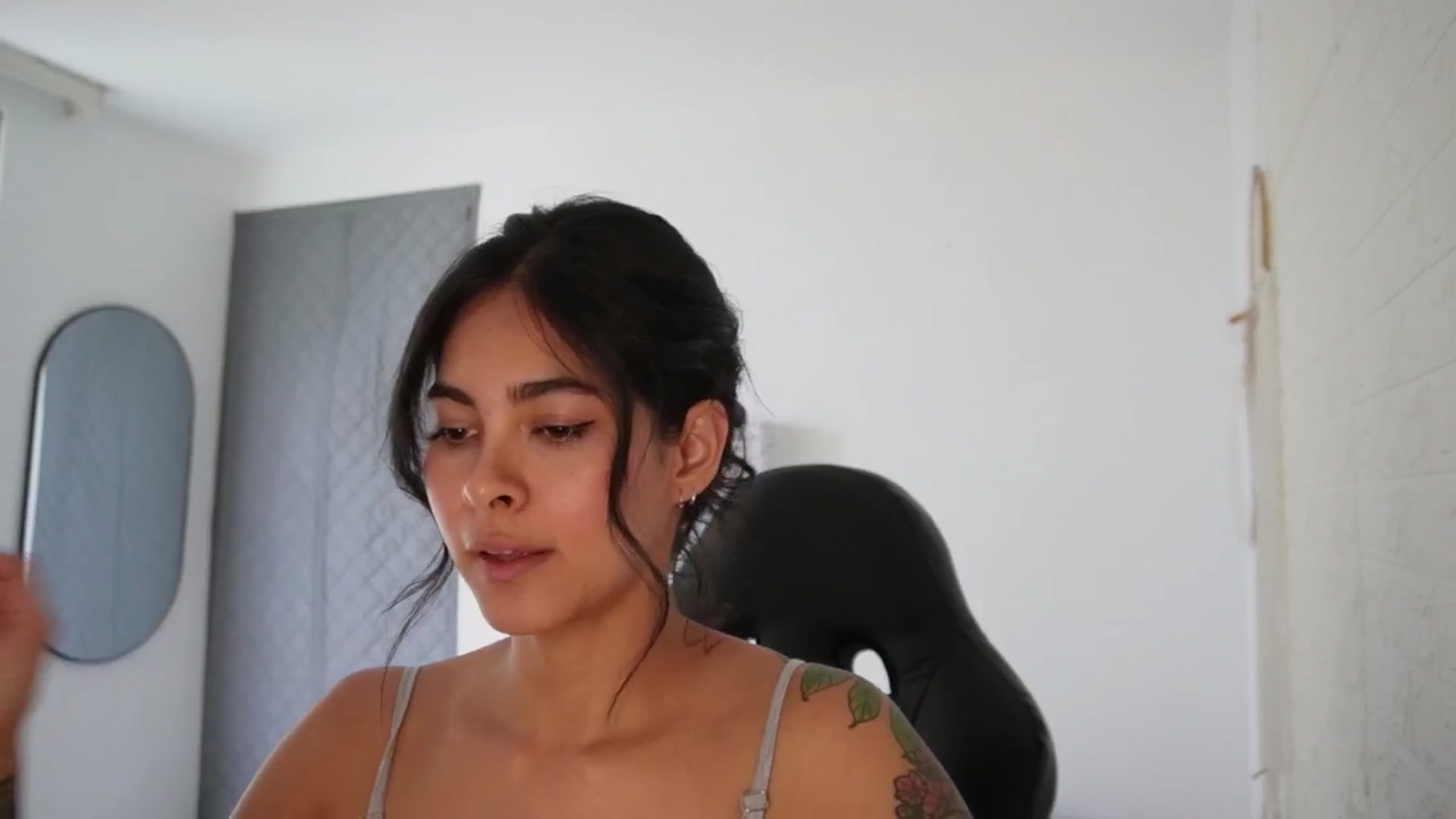 Gallery image thumbnail from Ramonarios's myfreecams stream on, 02/10/2025, 19:18 image 11 of 20