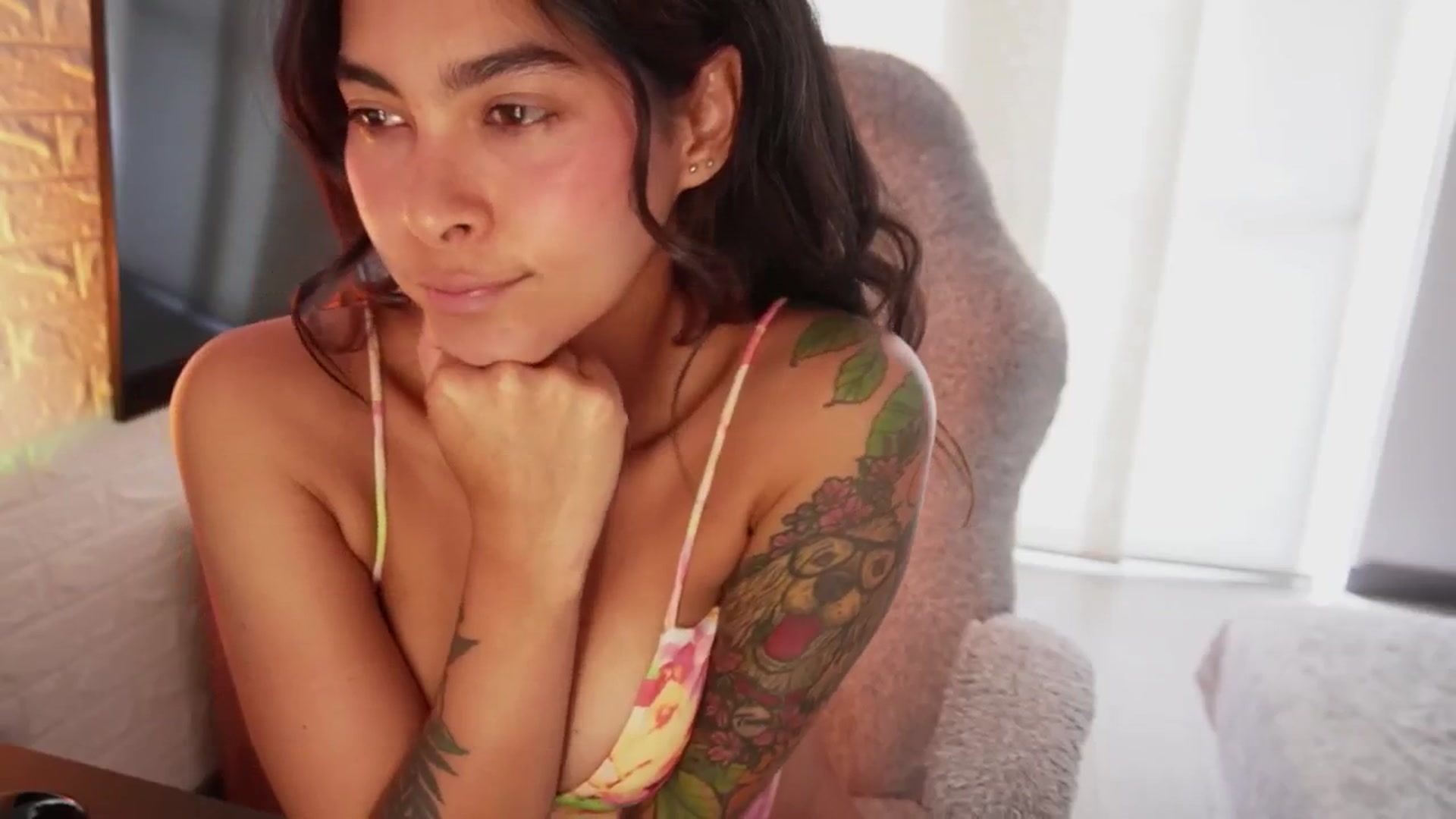 Gallery image thumbnail from Ramonarios's myfreecams stream on, 05/09/2025, 17:24 image 9 of 20
